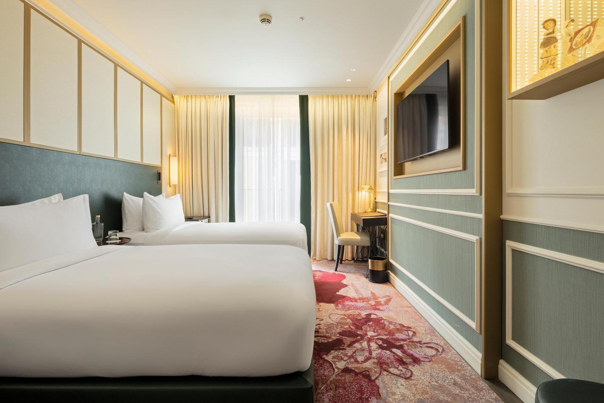 Deluxe Twin Room