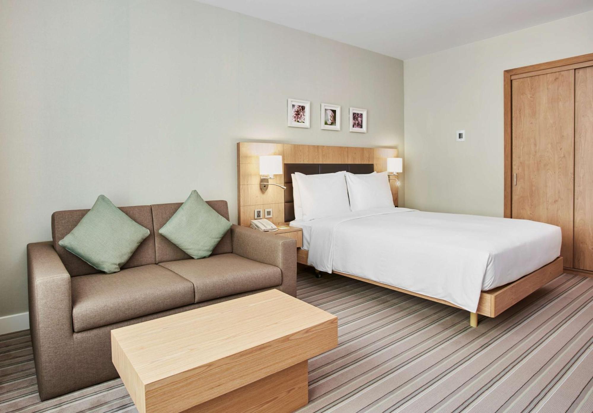 Quarto com Cama Queen-size