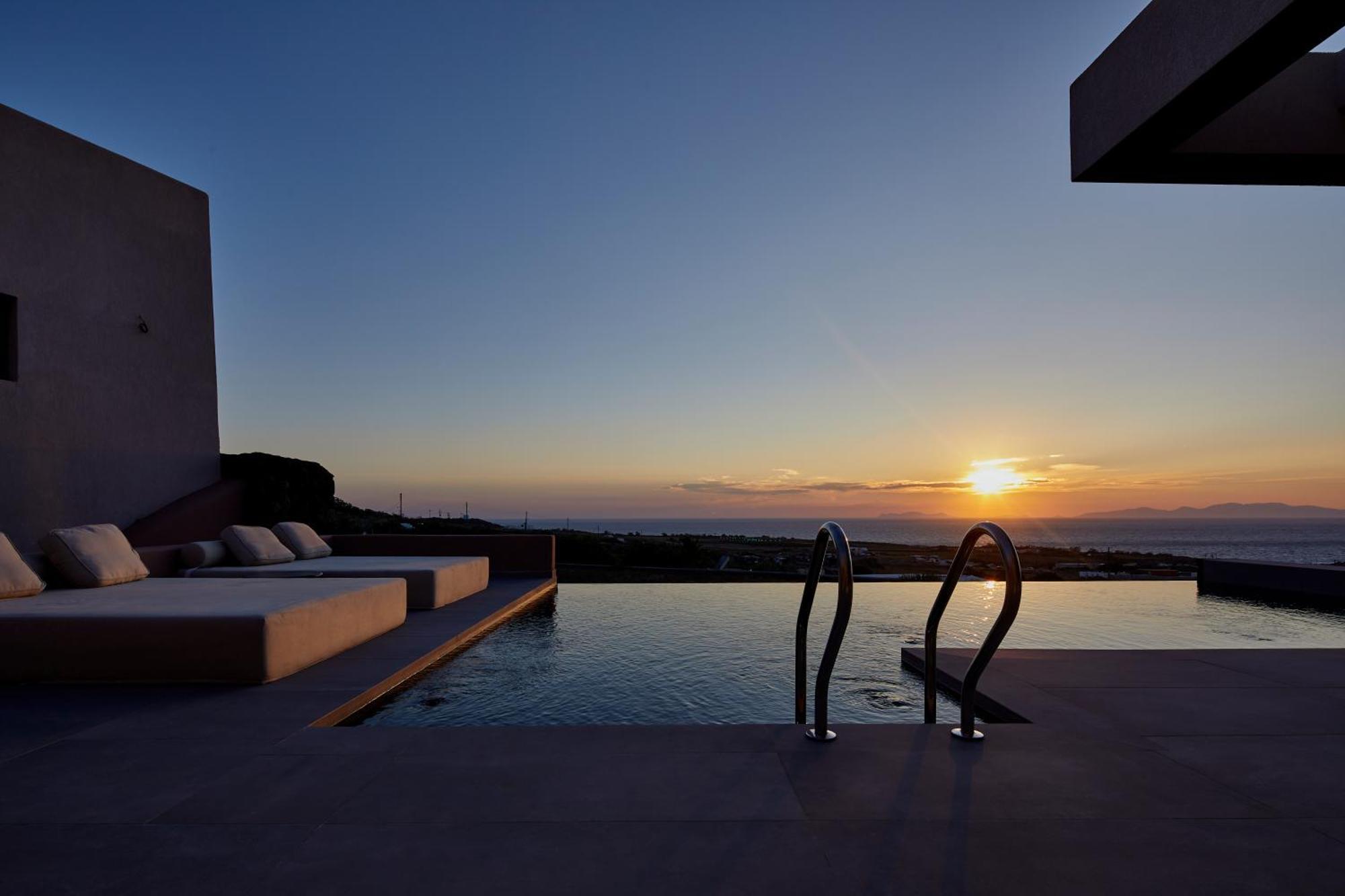 Majestic Villa private pool & Sunset View