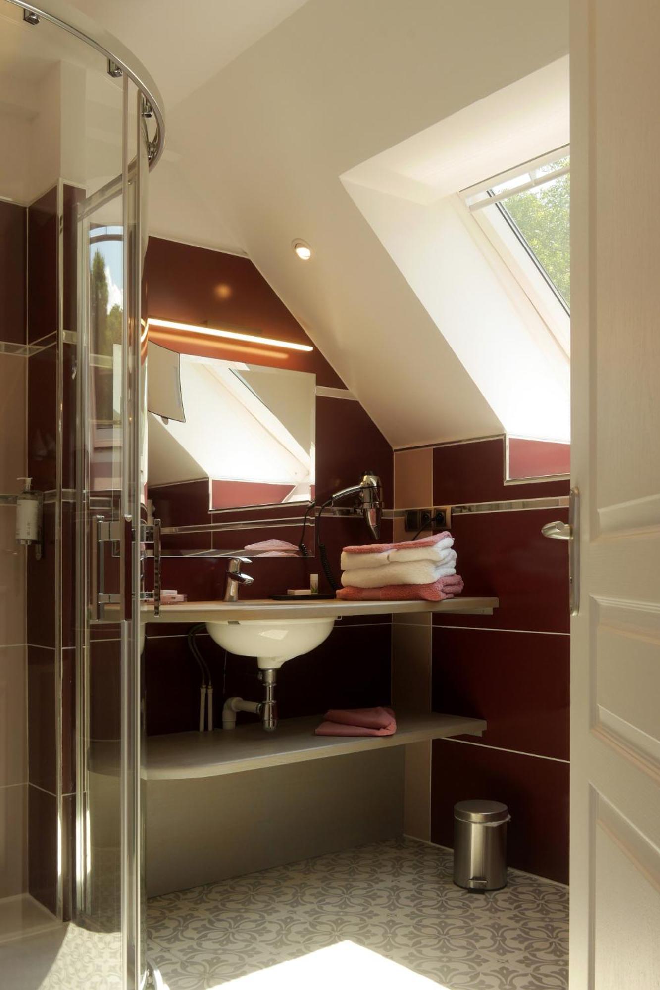 Queen Room Sea View
