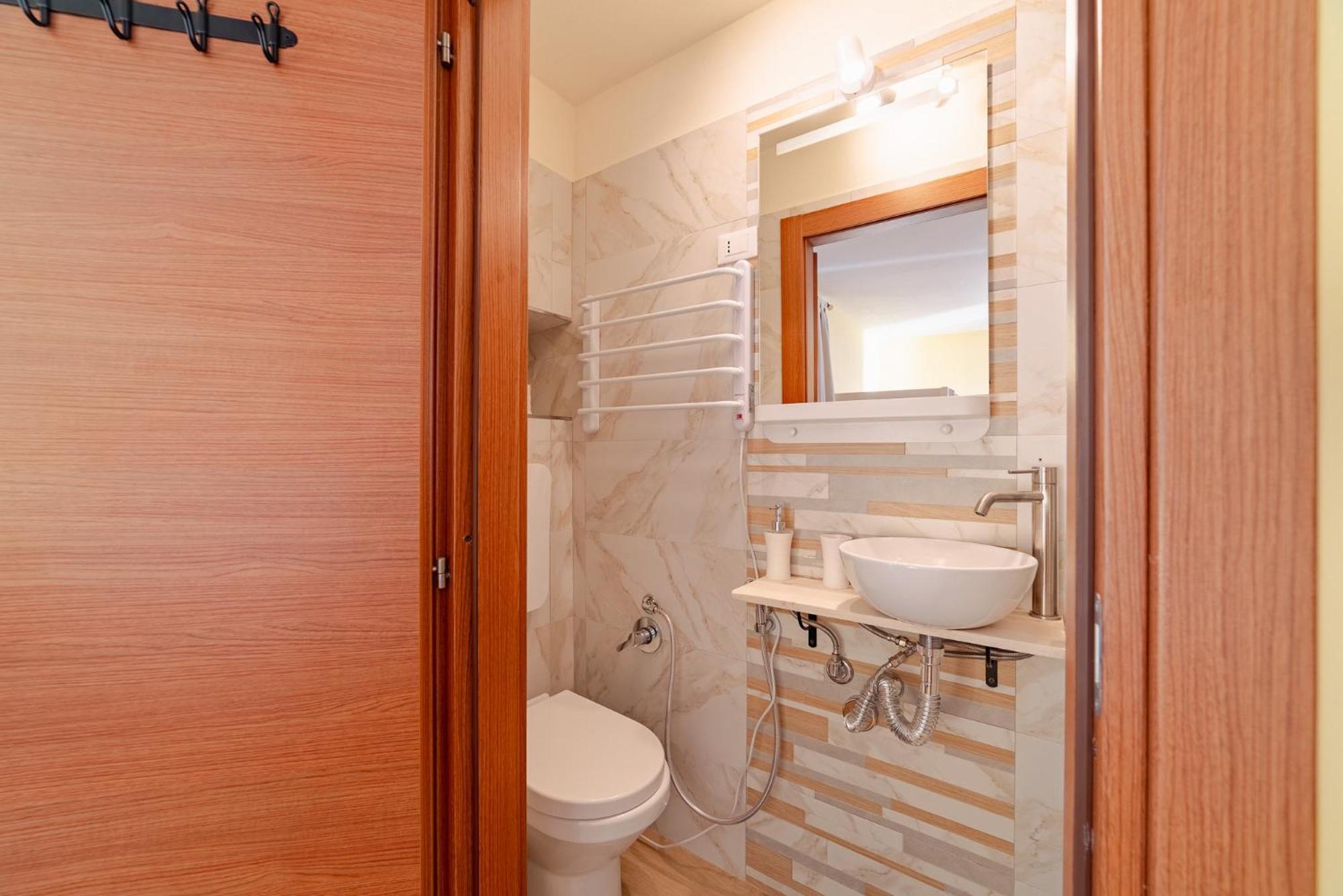 Quadruple Room Lake View