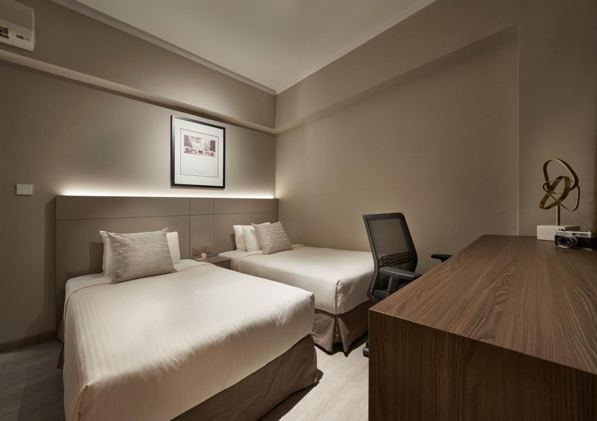 Three-Bedroom Superior Apartment