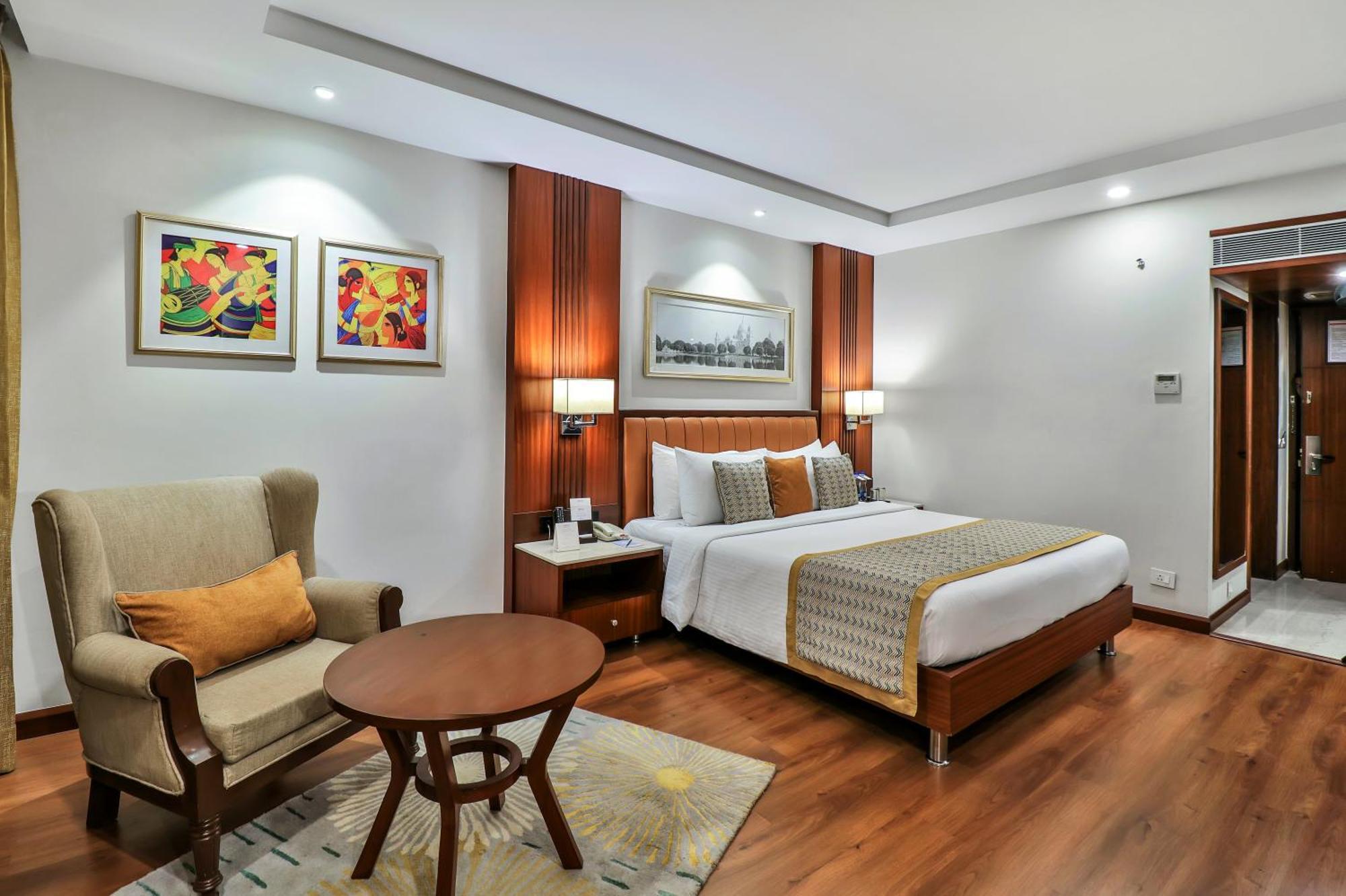 Superior King Room - 15% Off on F&B and Laundry,1605377311:JPEG
