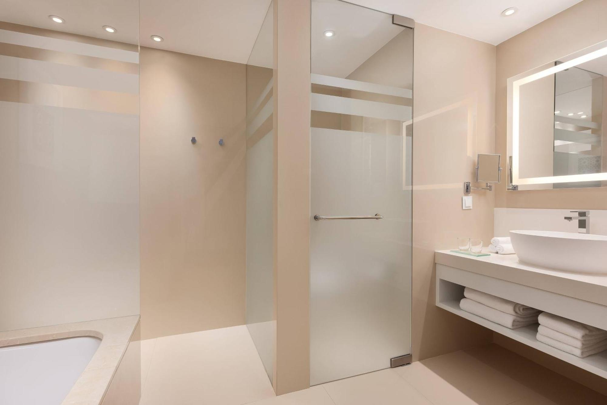 Chambre Lits Jumeaux de Luxe avec Vue sur le Complexe