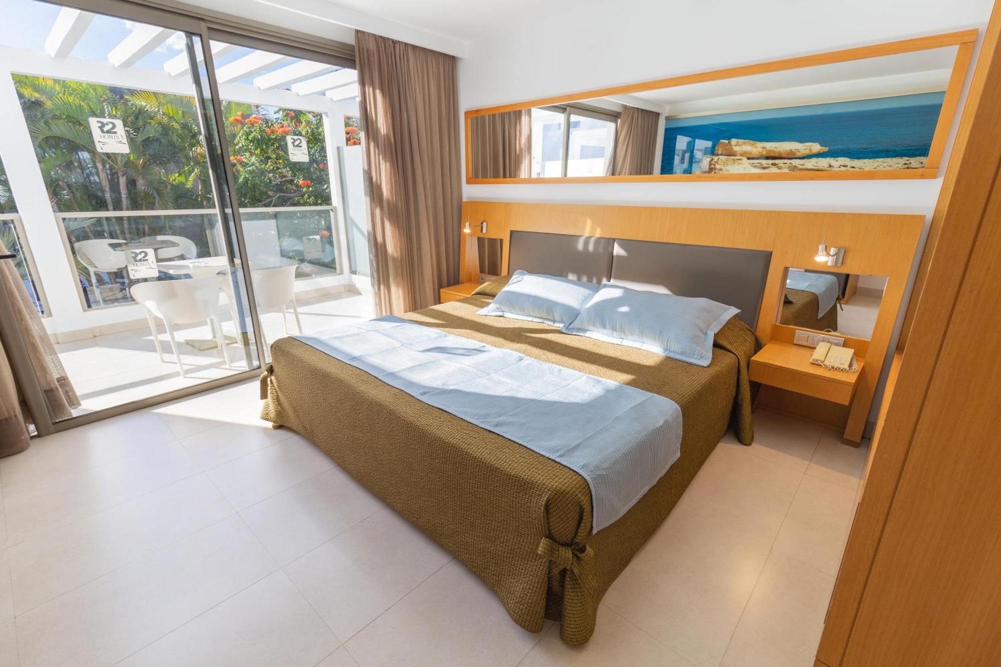 Double Room,1613662903:JPEG