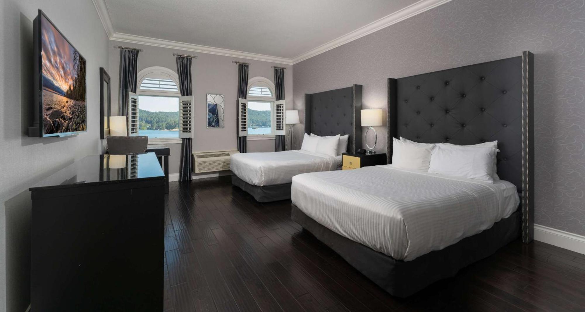 Queen Room with Two Queen Beds and Premium Water View,1622030177:JPEG
