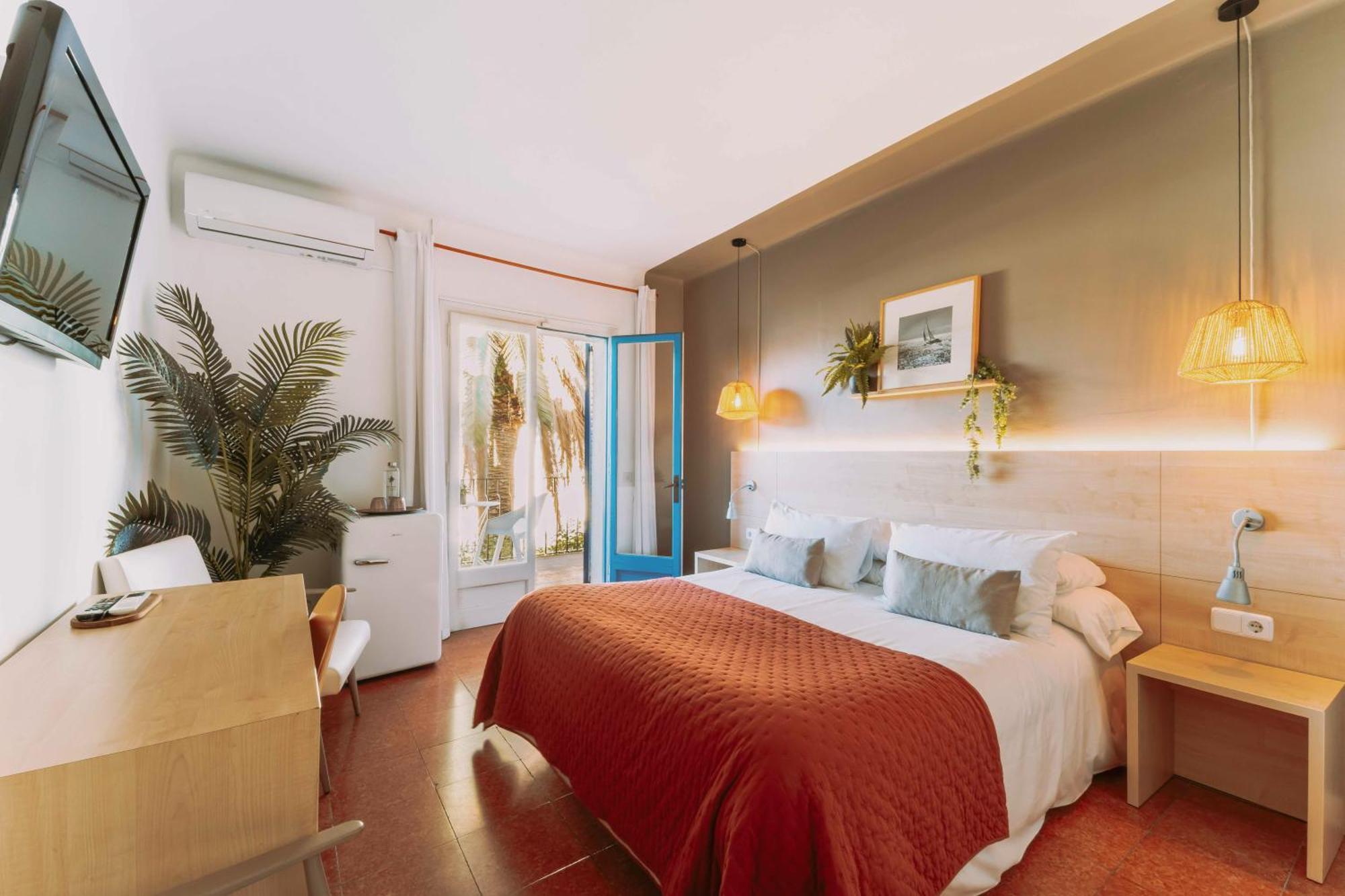 Double or Twin Room Garden View