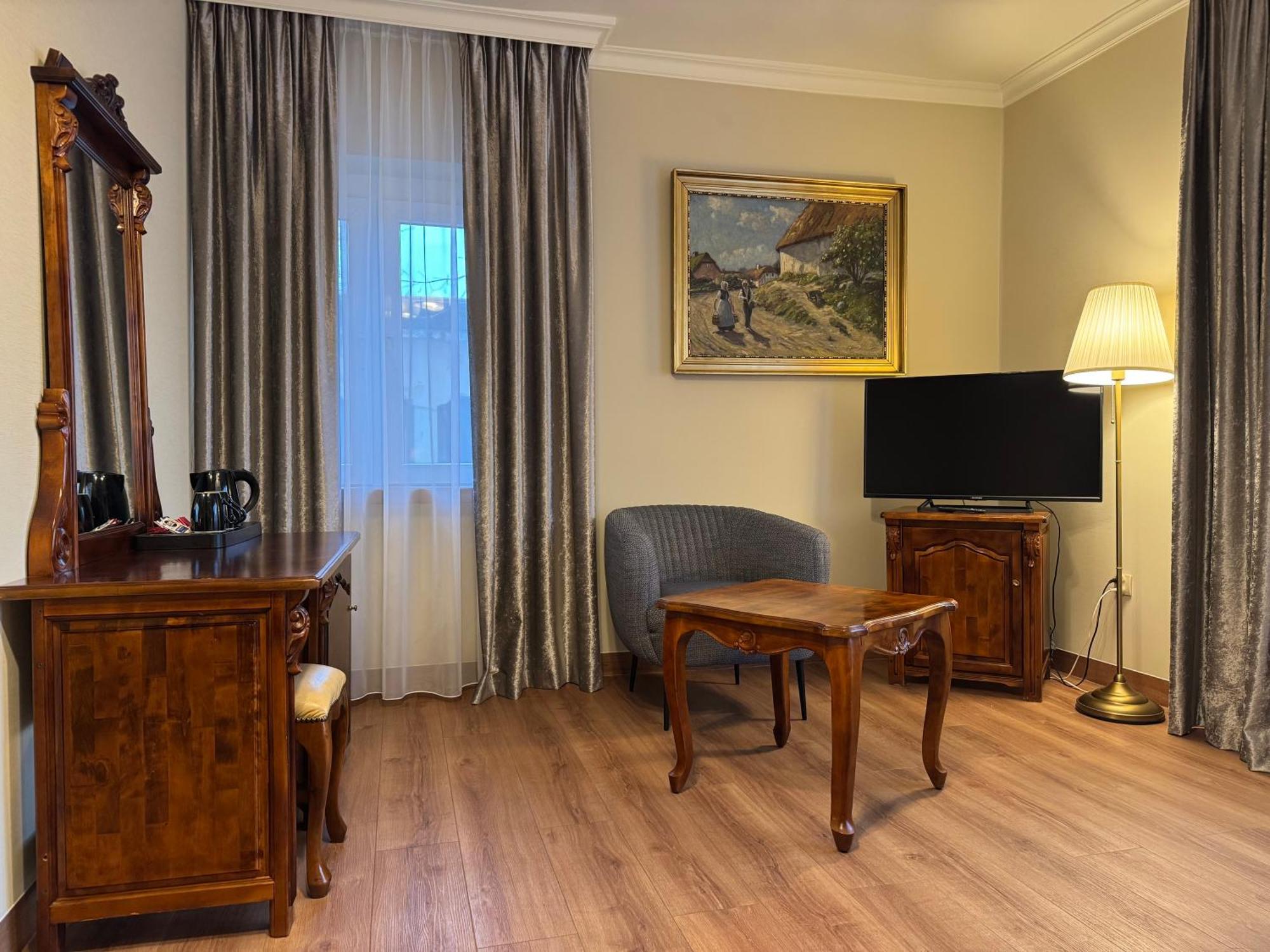 Deluxe Double Room,1640371062:JPEG