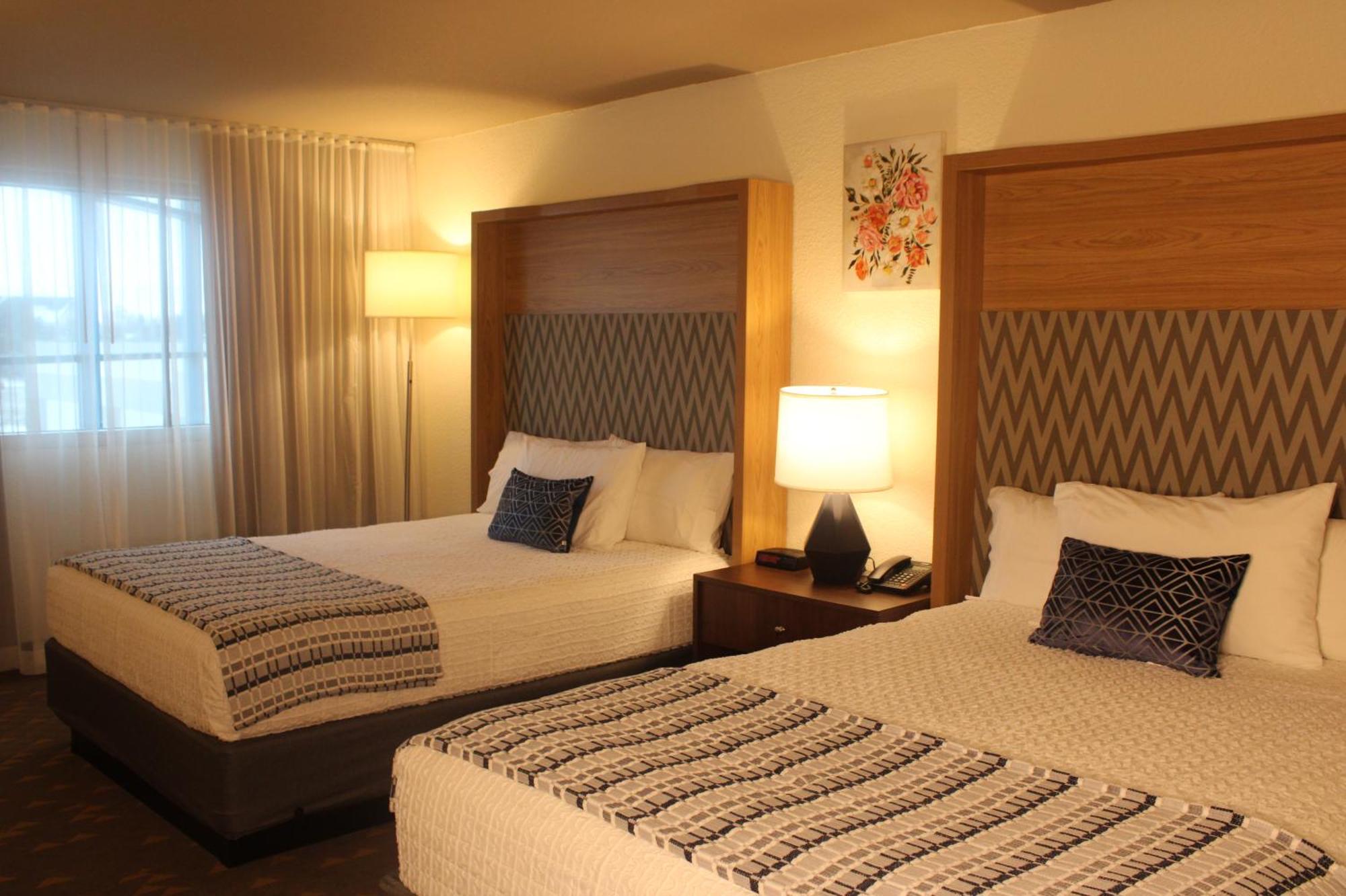 Queen Room Two Queen Beds Non-Smoking