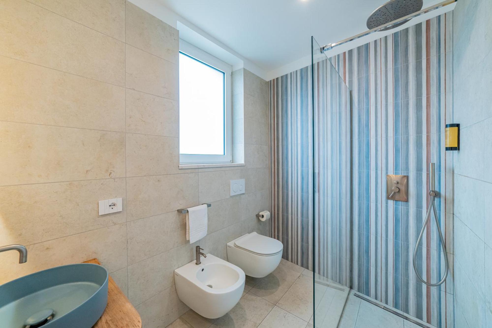 Double Room with Balcony,1658902774:JPEG