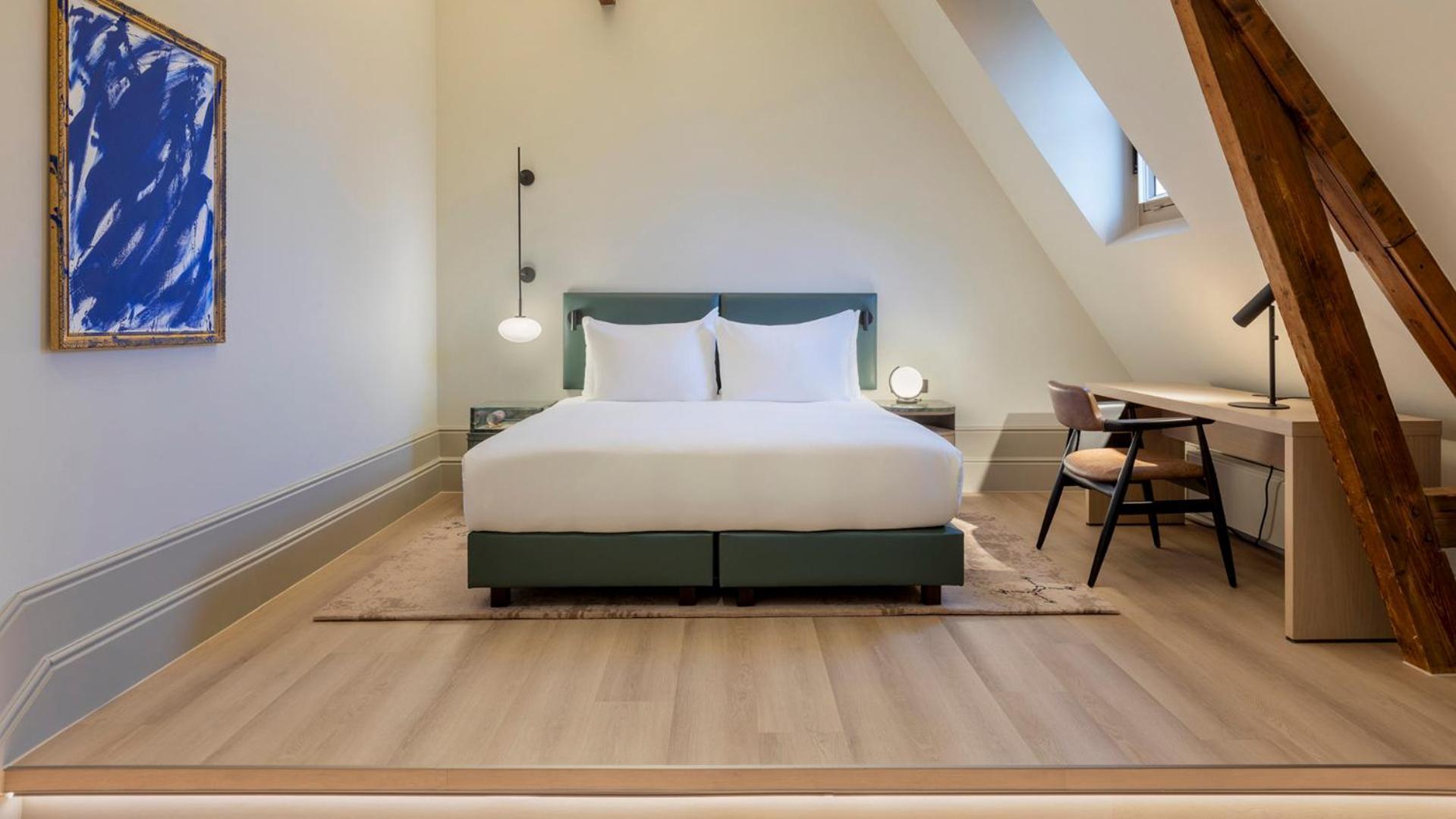 Junior King Suite,1659453848:JPEG