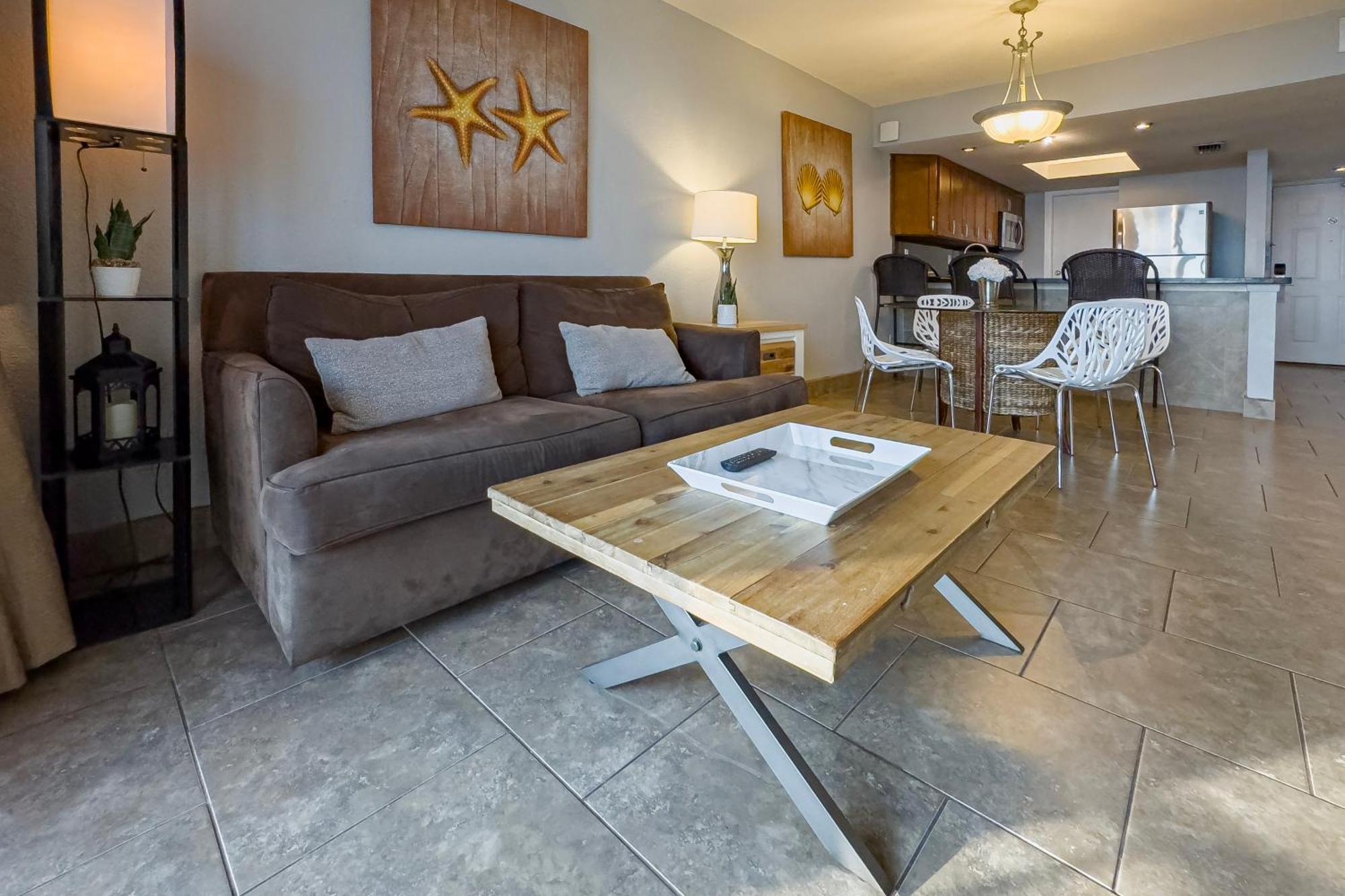 Two-Bedroom Condominium9th-12th Floor