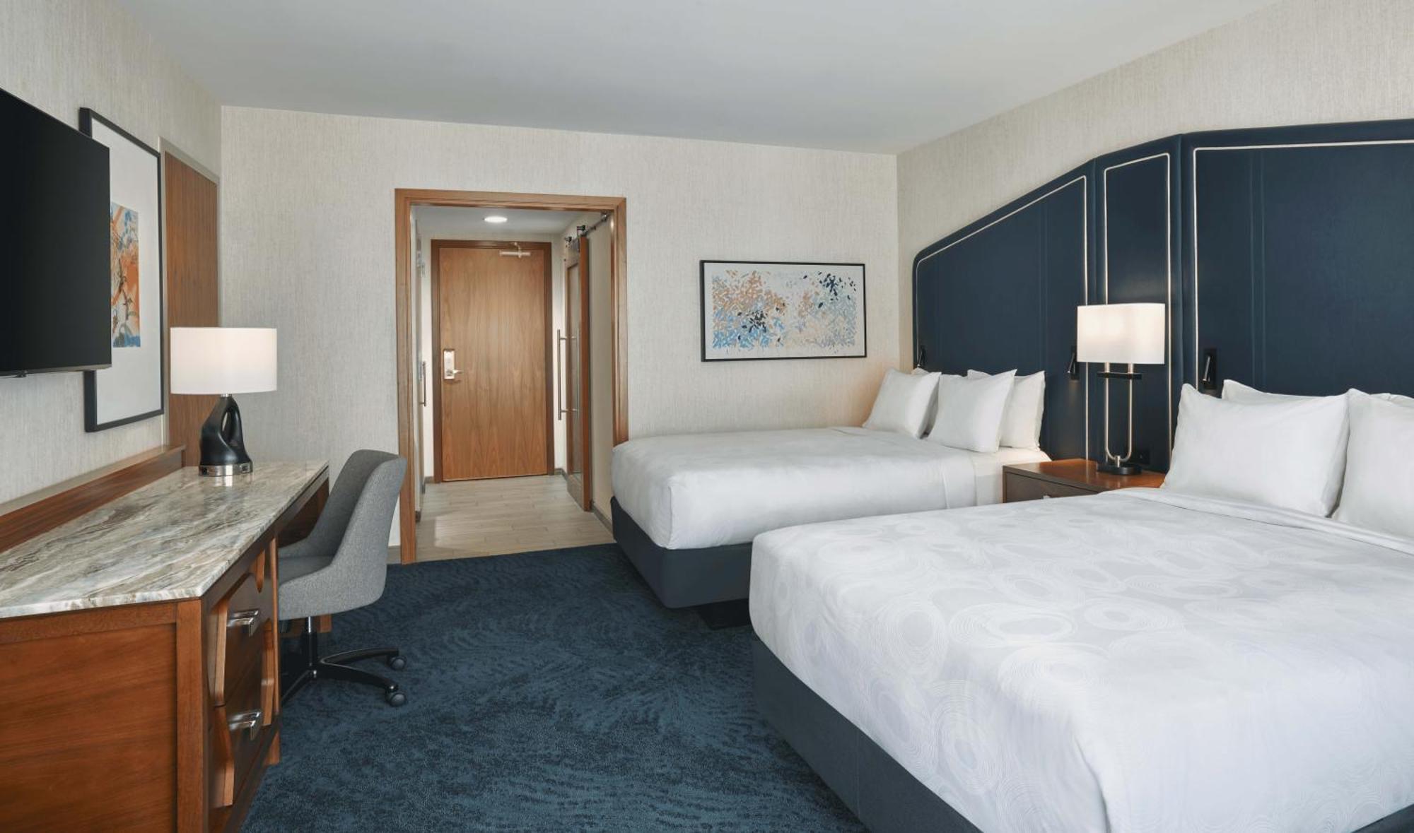 Queen Guest Room Two Queen Beds,1669852923:JPEG