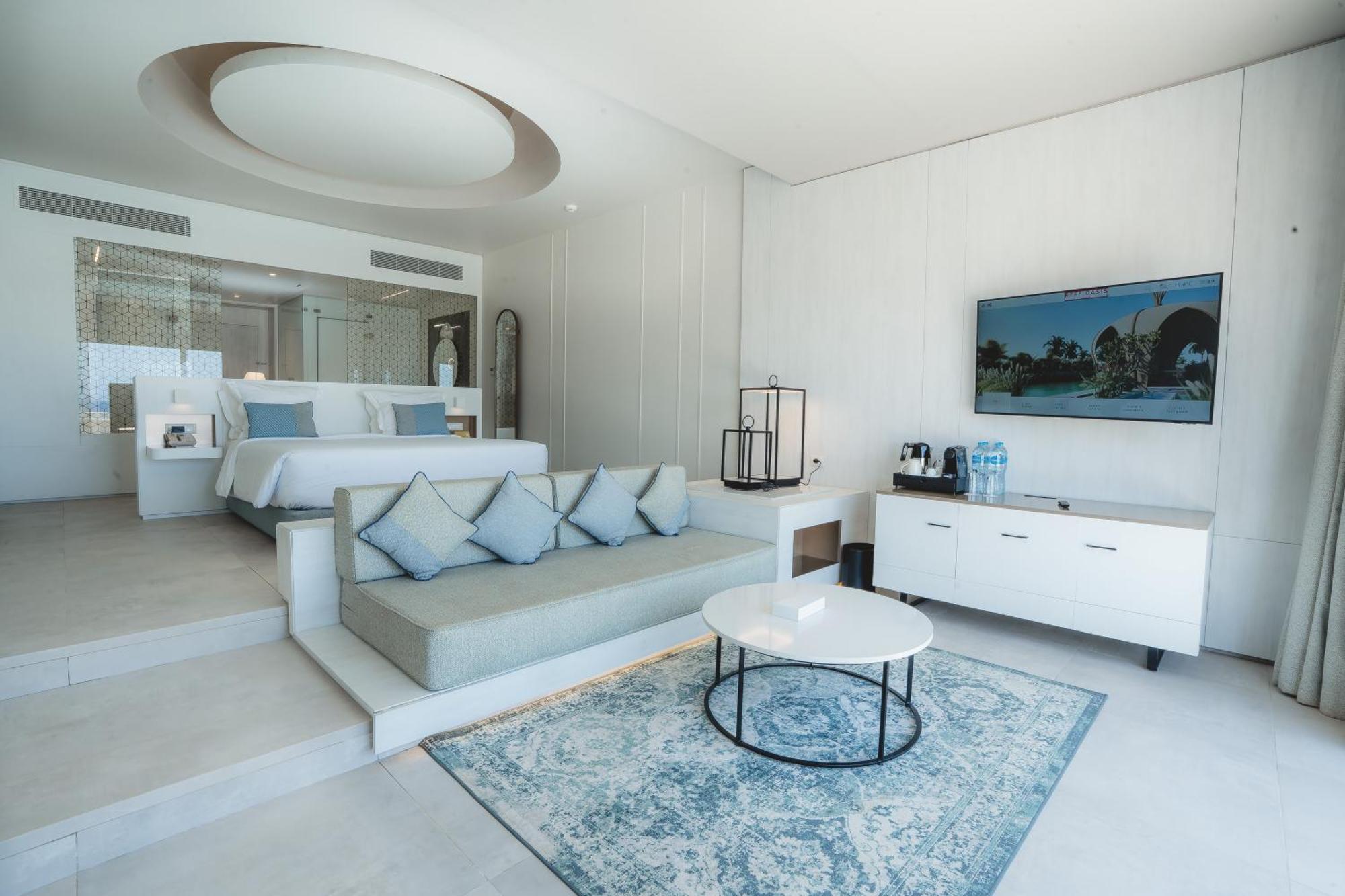 Suite mit privatem Swim-Up-Pool