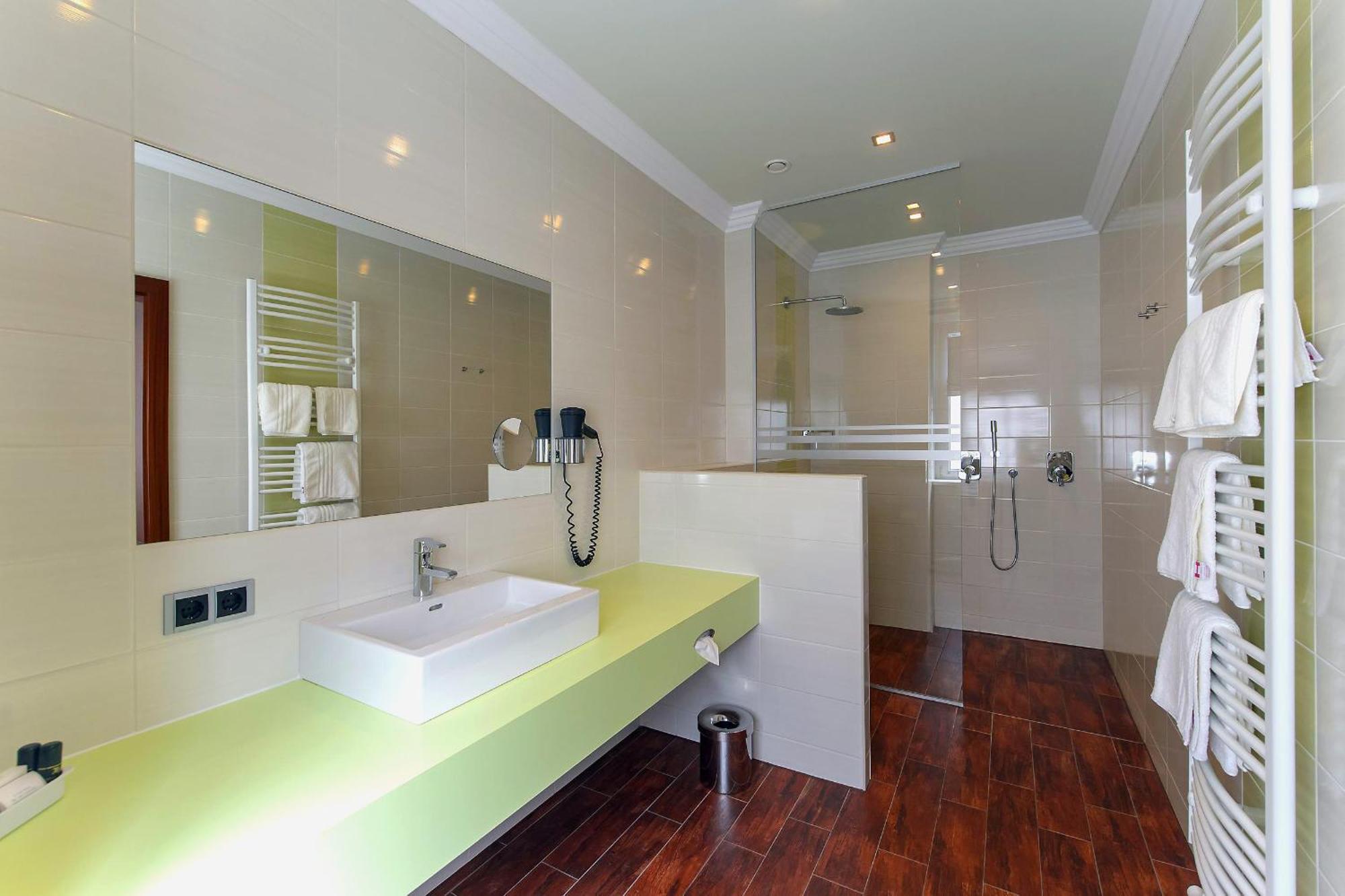 Luxury Junior Suite