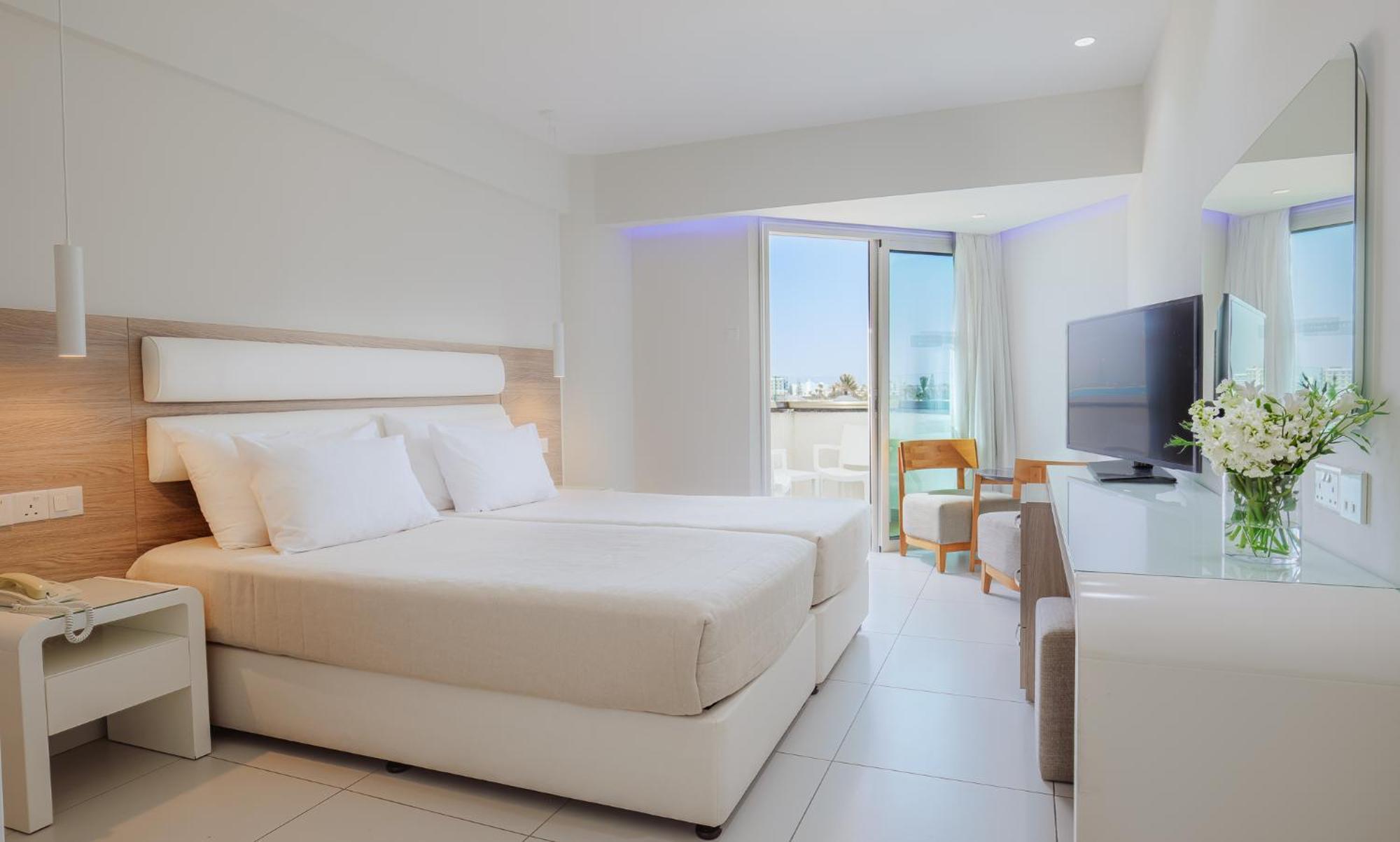 Twin Room Sea View