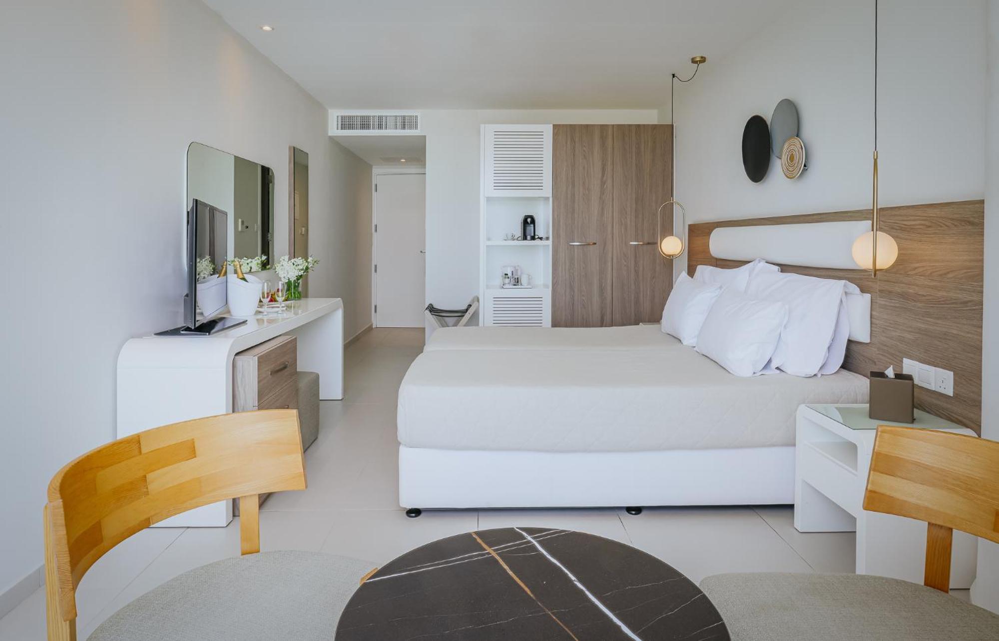 Penthouse Twin Room Sea View