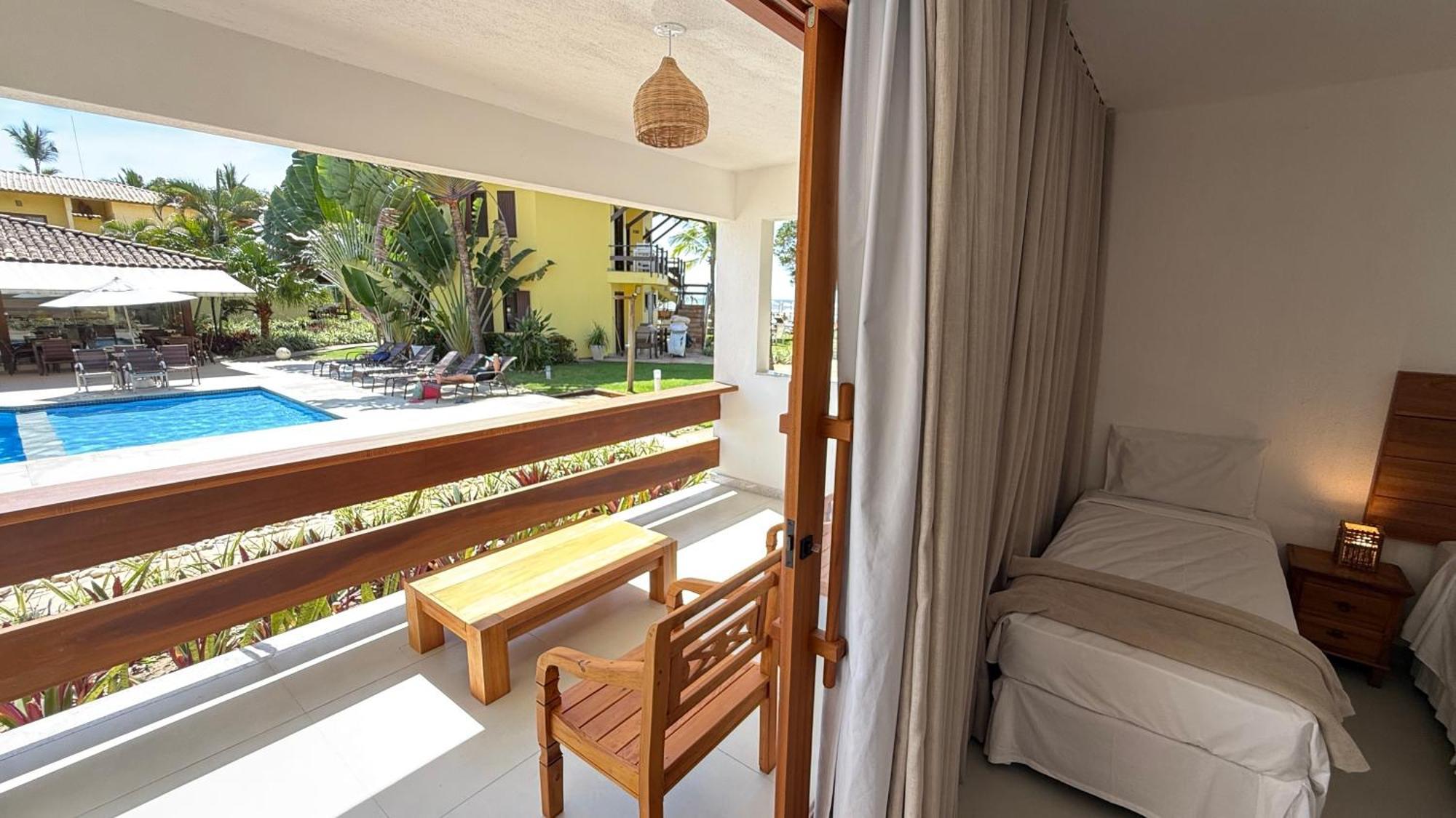 Suite Pool View
