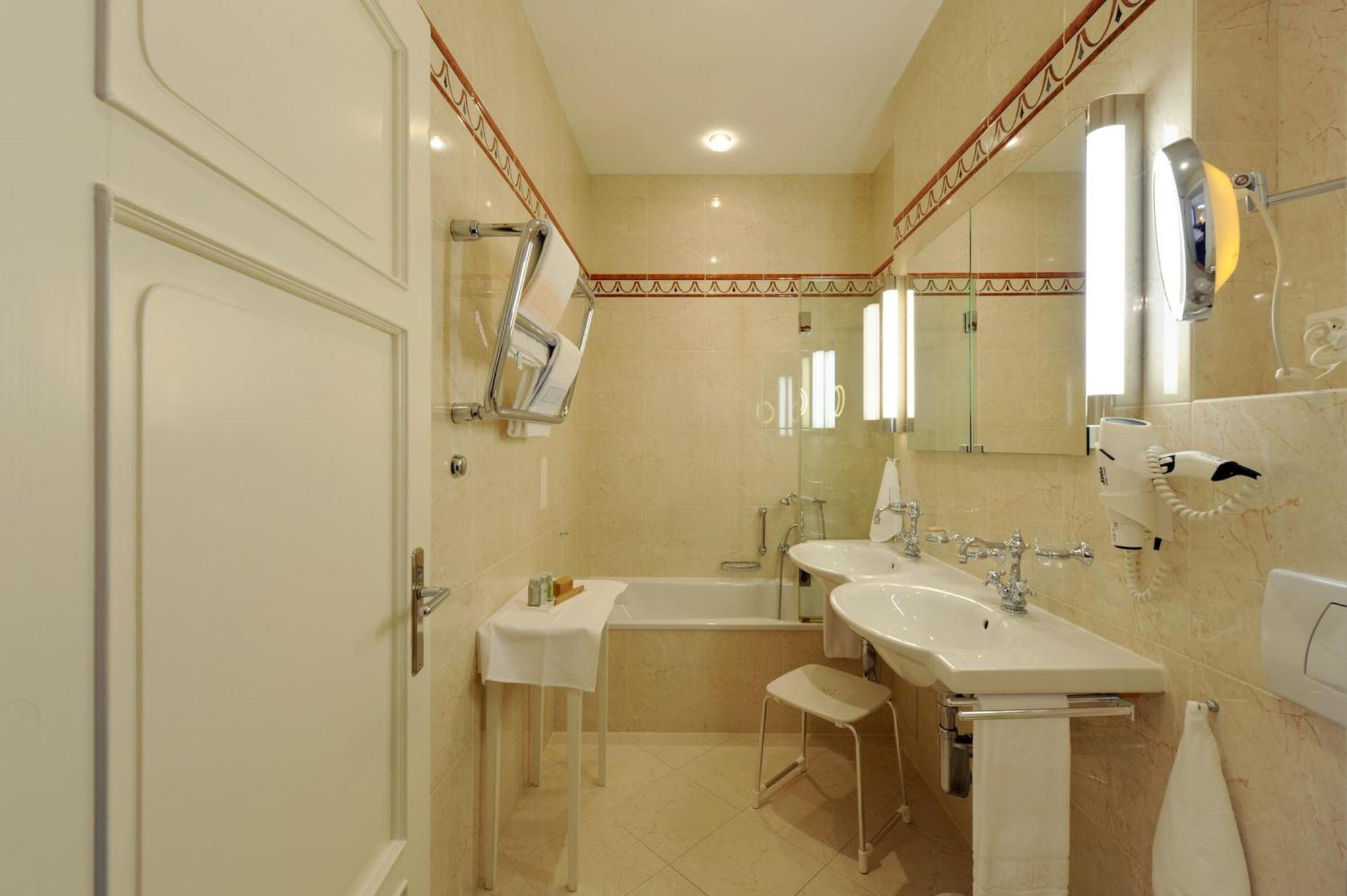 Habitación Individual Superior