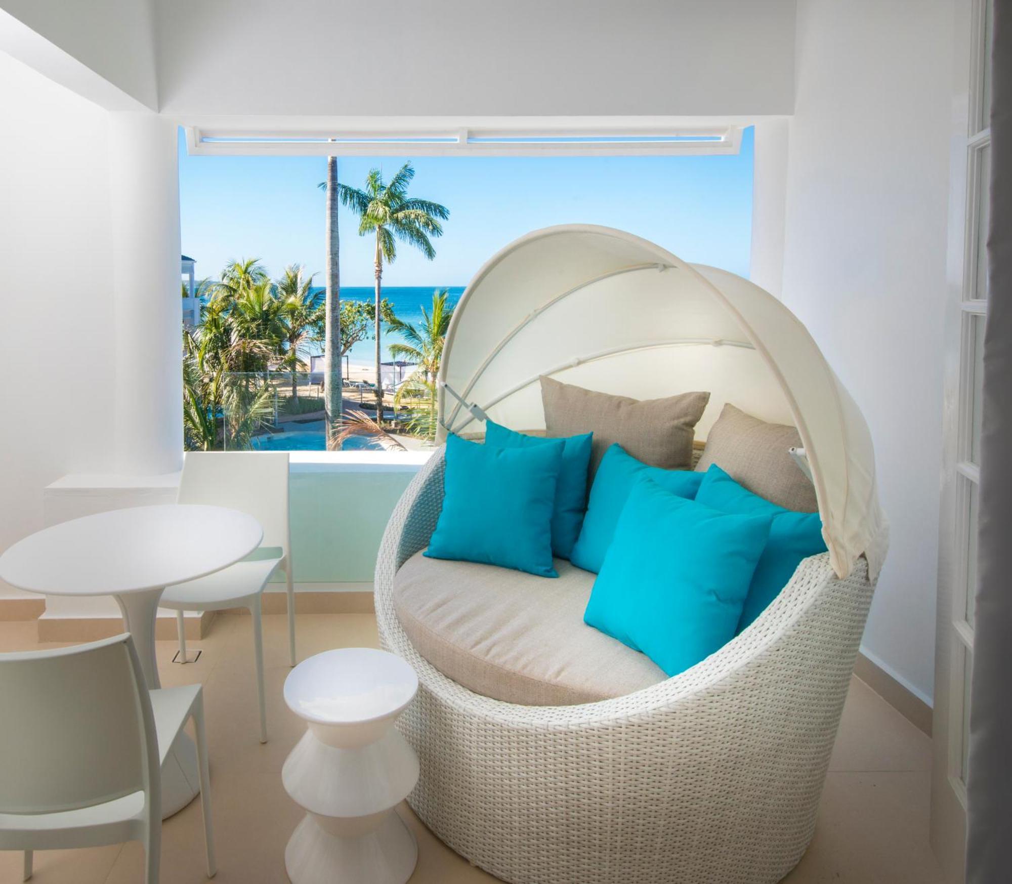 Premium Ocean View Suite,1742805189:JPEG