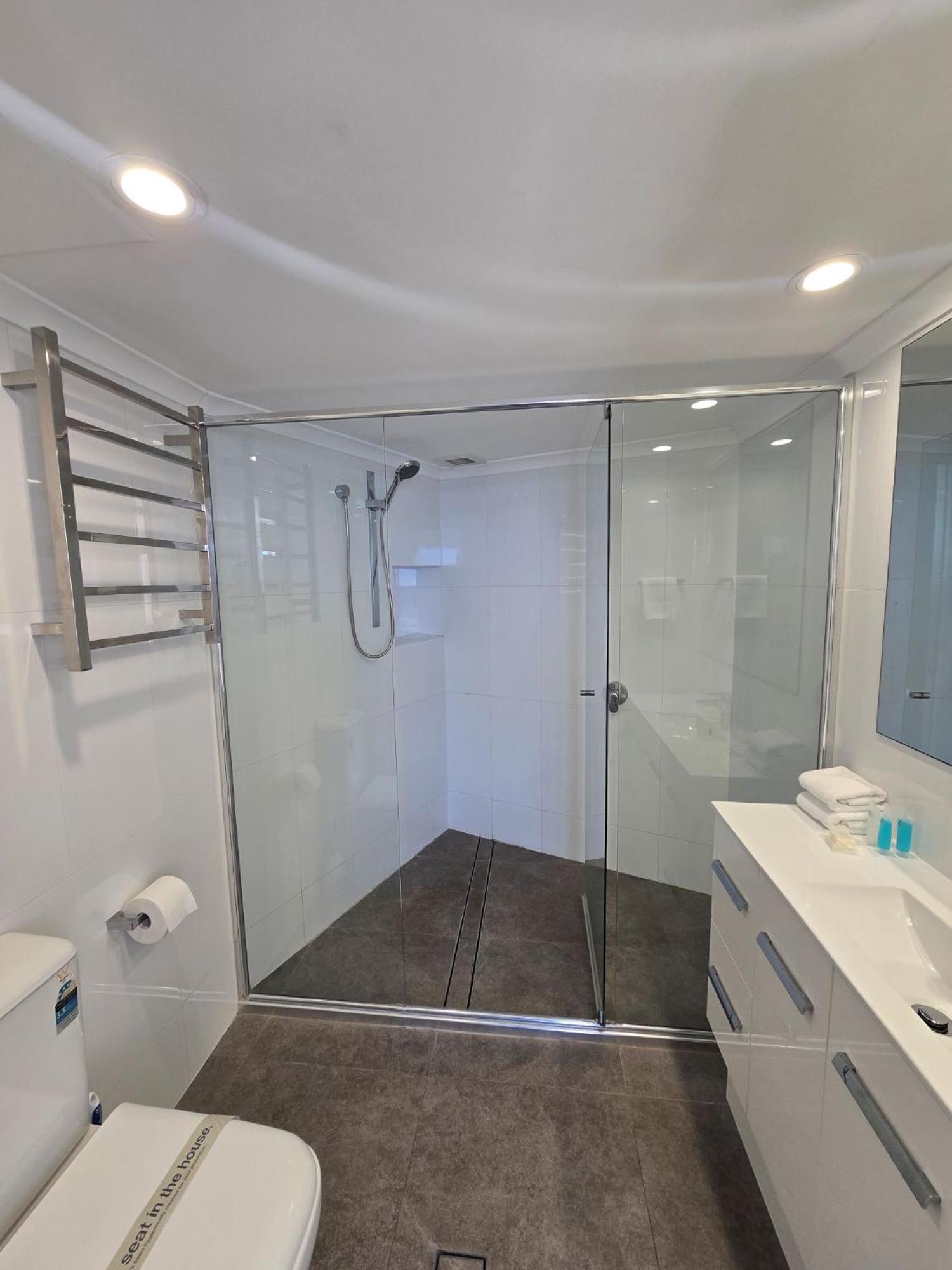 Superior Two-Bedroom Apartment Ocean View