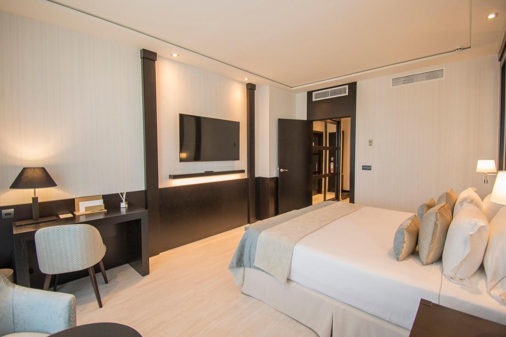 Executive Double or Twin Room Sea View Terrace