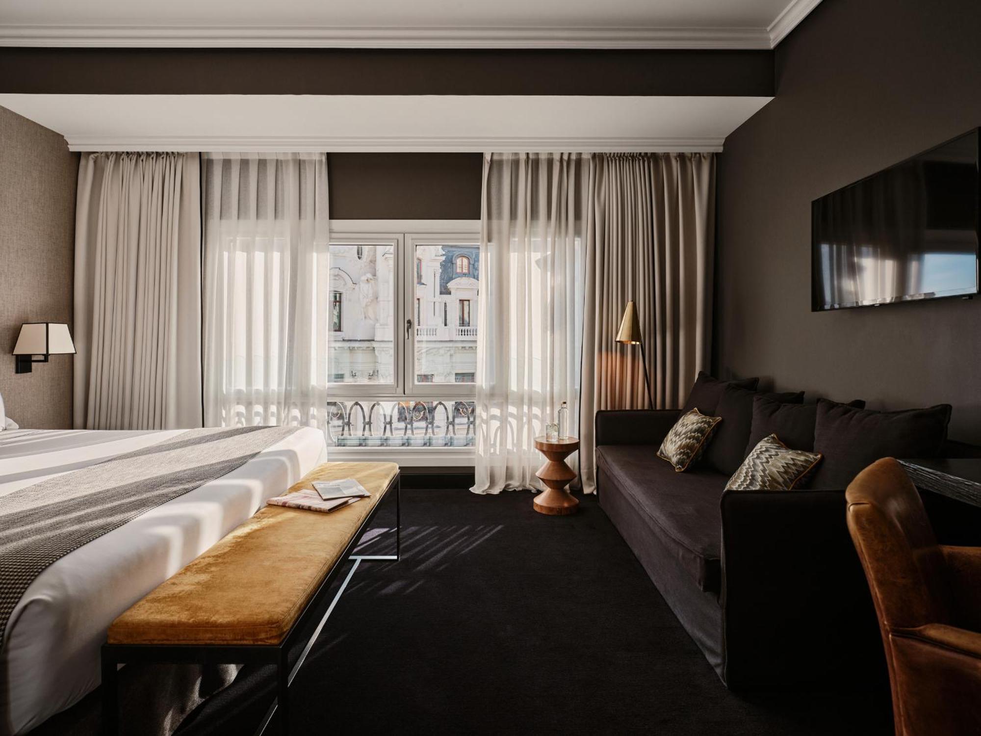 Deluxe Zimmer mit Kingsize-Bett