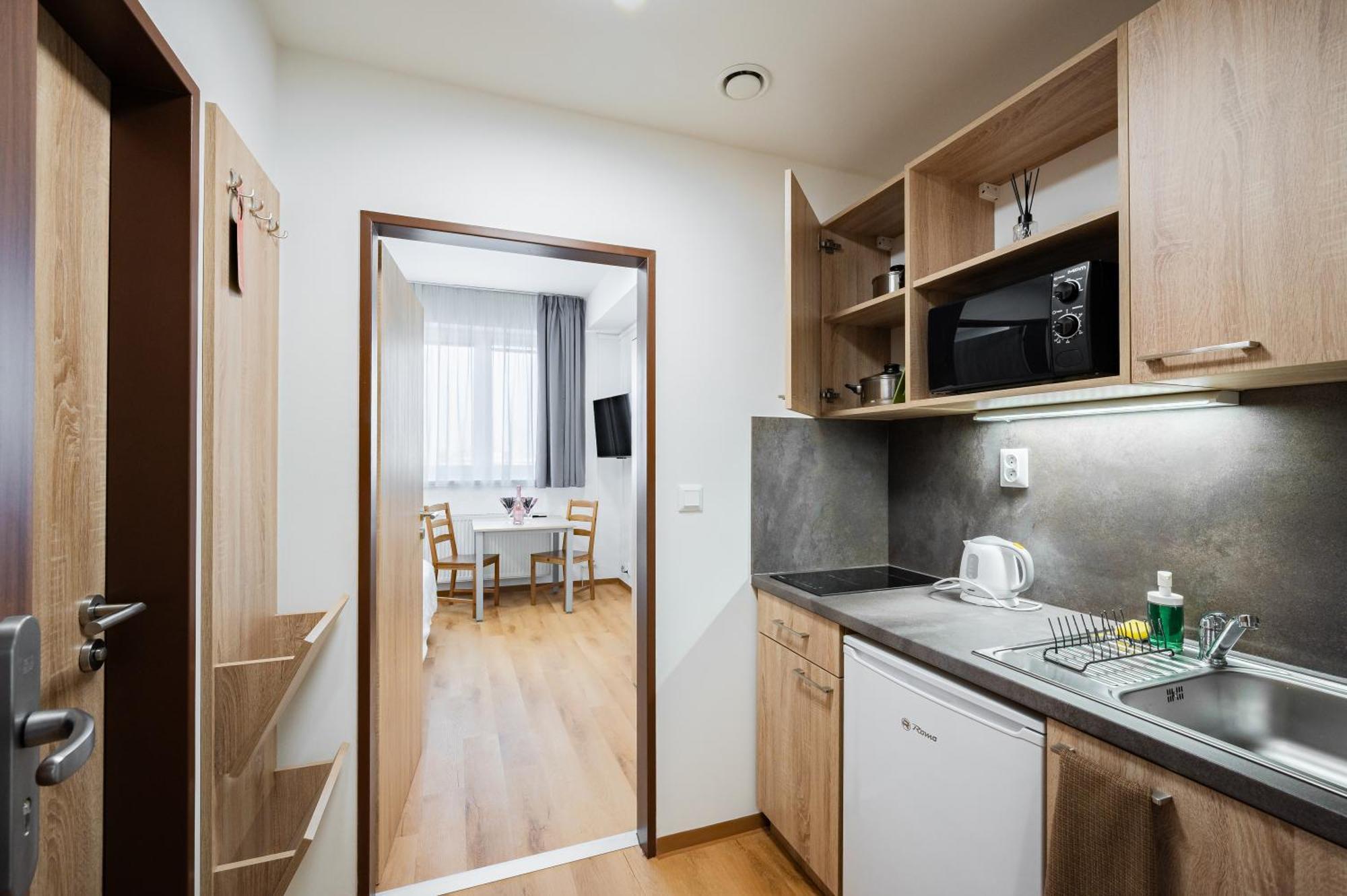 Twin Room,1758577078:JPEG