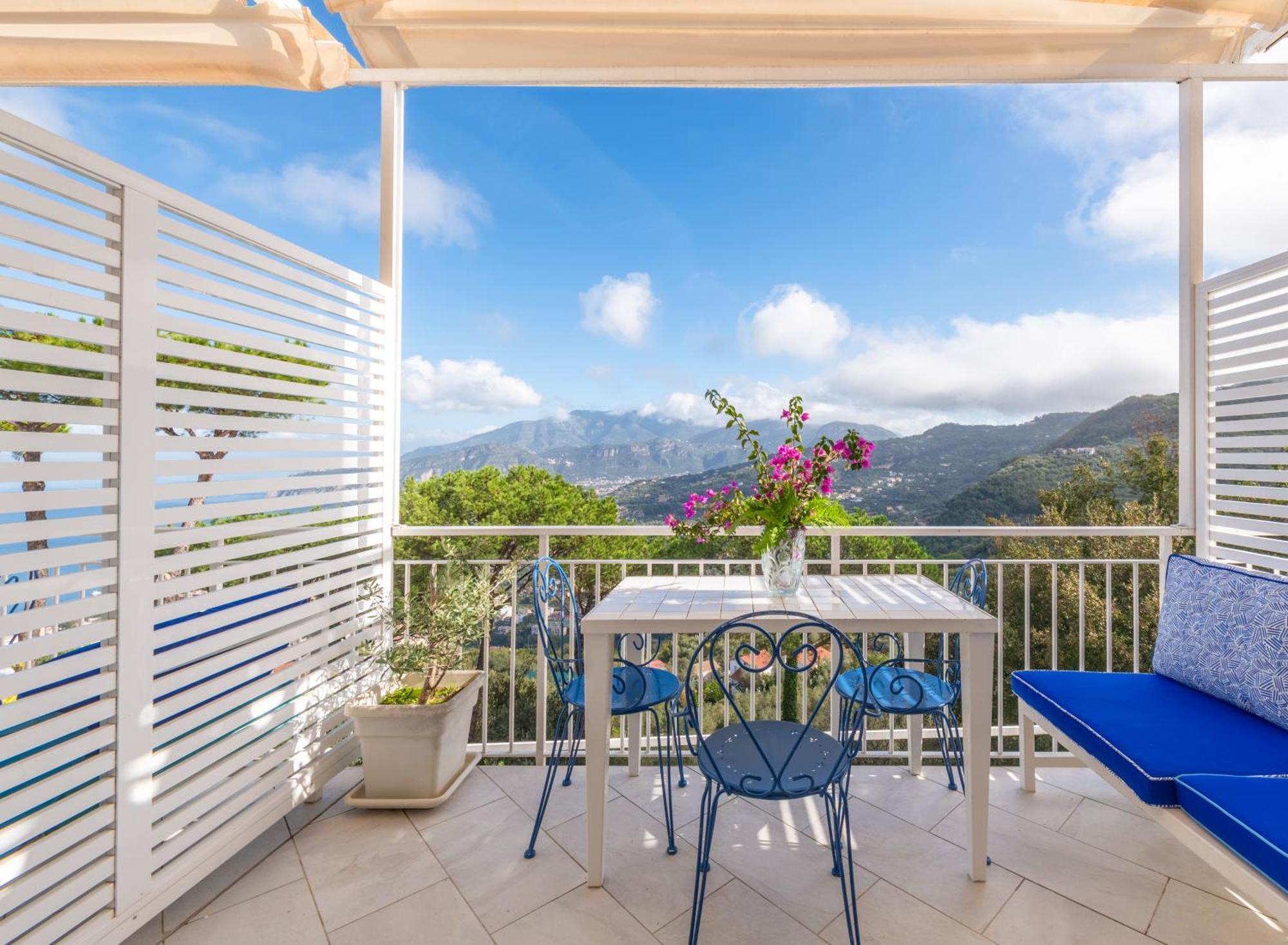 Studio Balcony Sea View