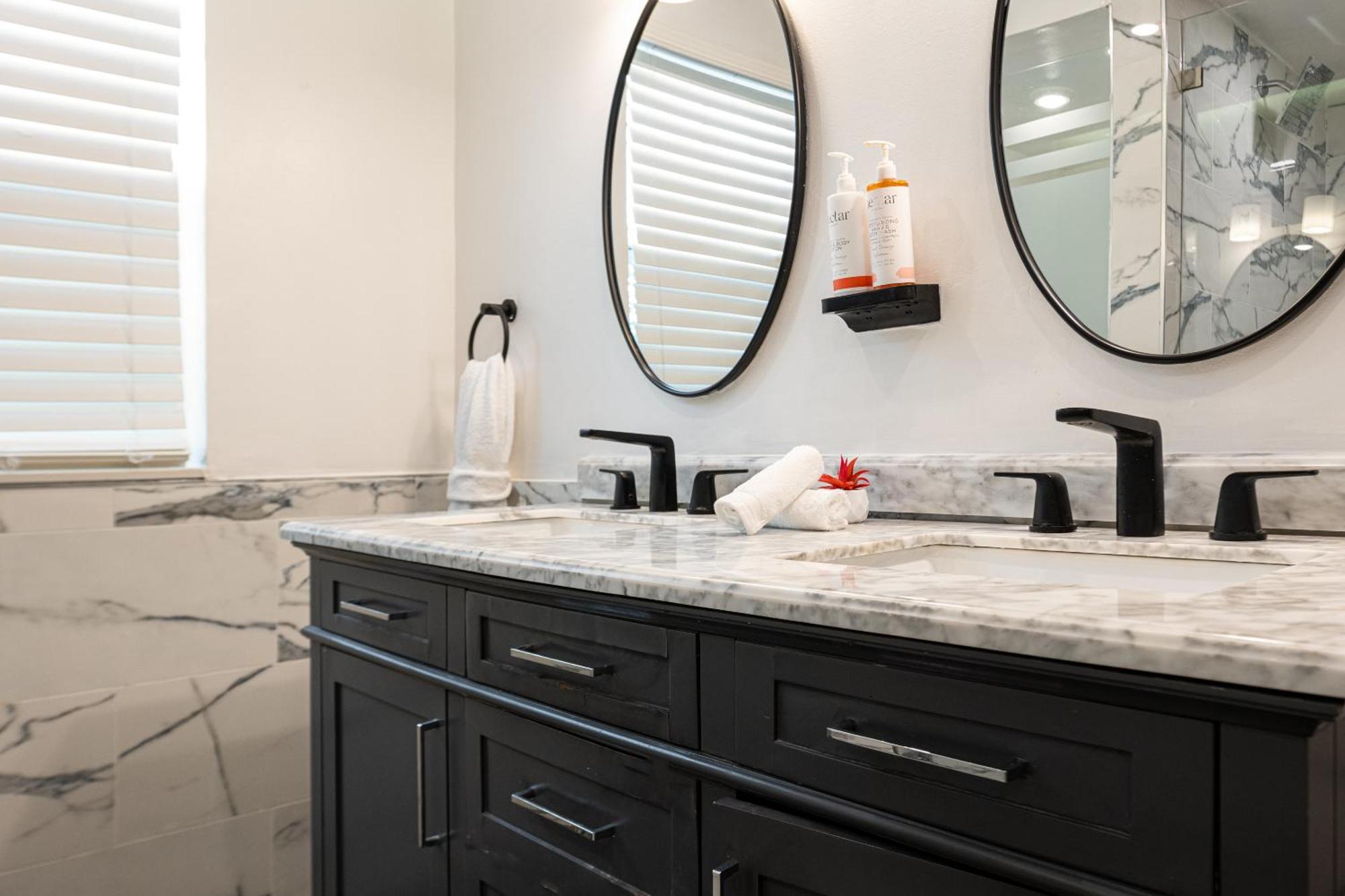 Deluxe Double Queen Jr Suite