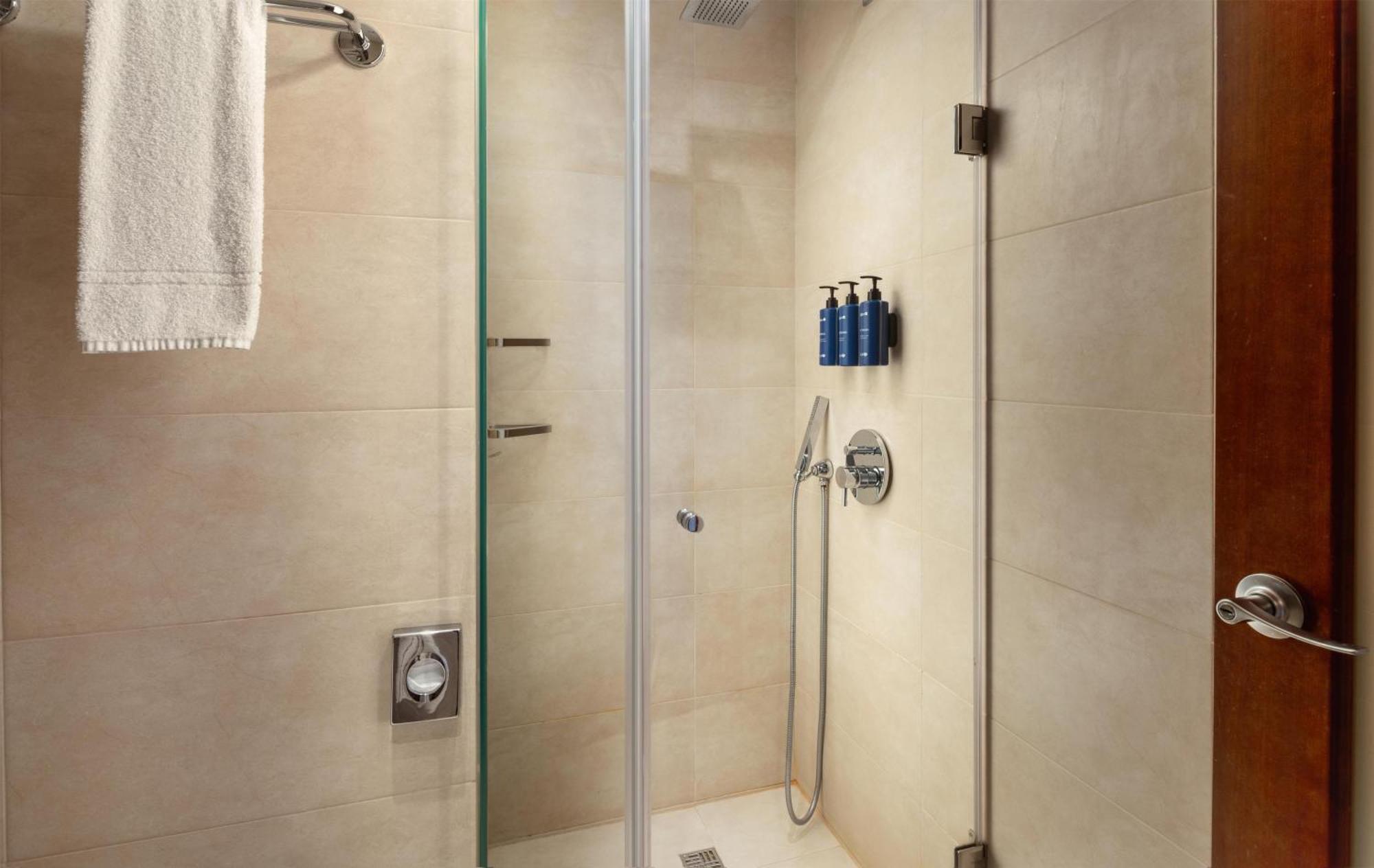 Quarto Premium com Varanda e Vista Mar