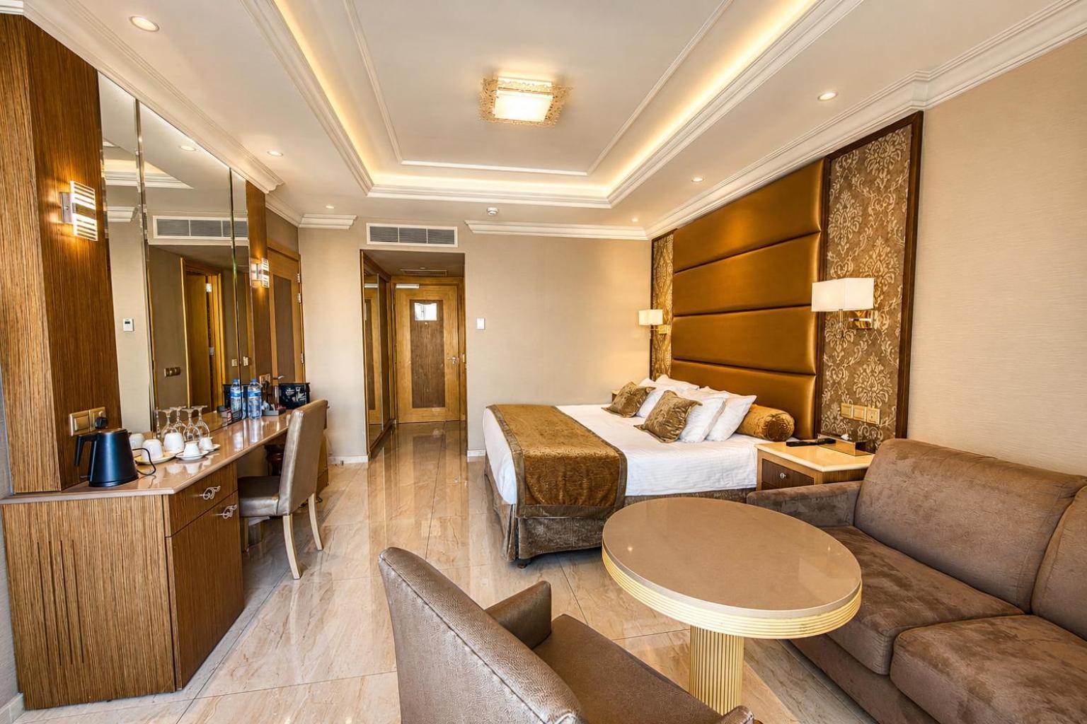 Quarto Superior (2-3 Adultos)