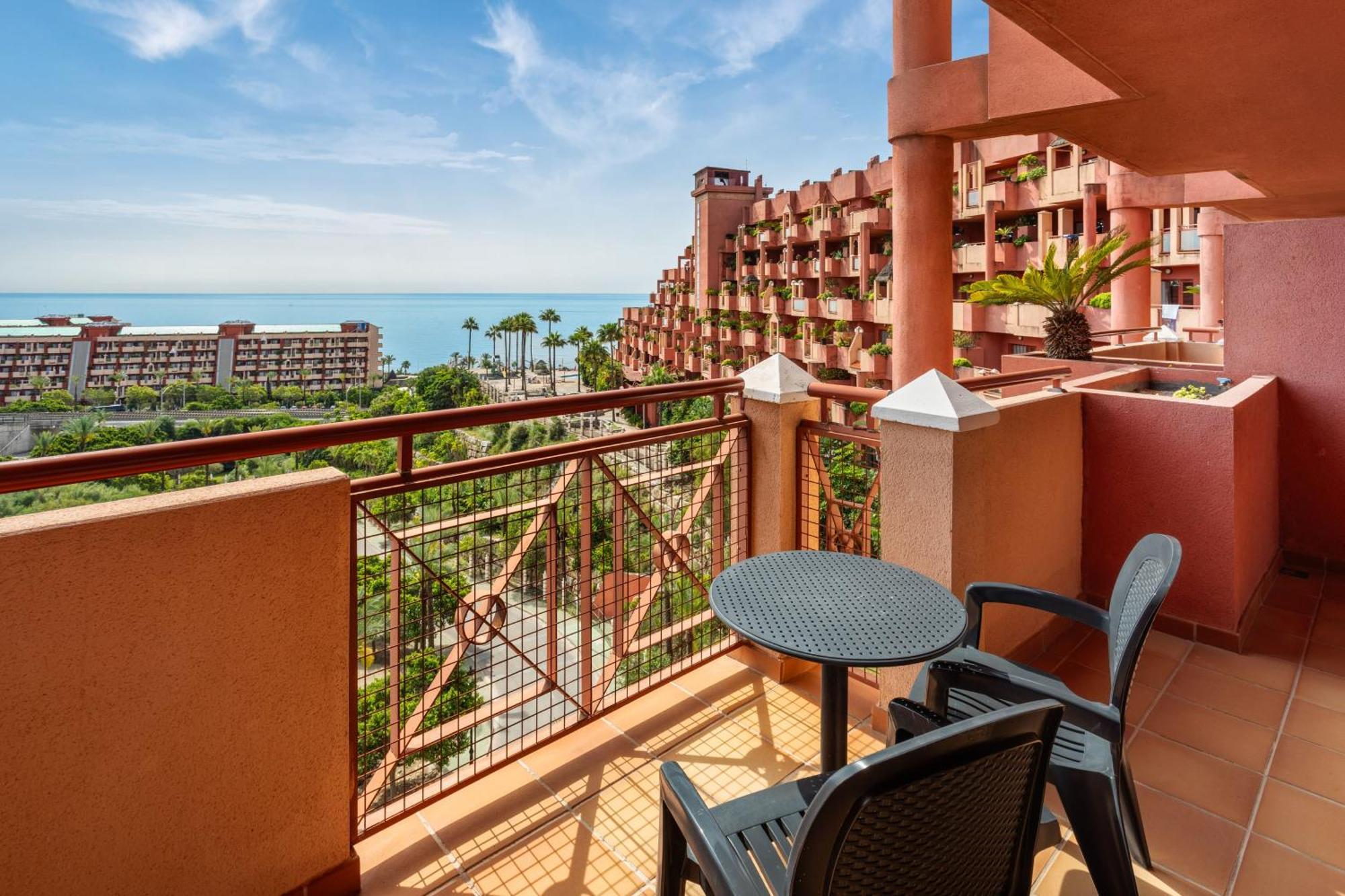 Suite Junior con vistas laterales al mar