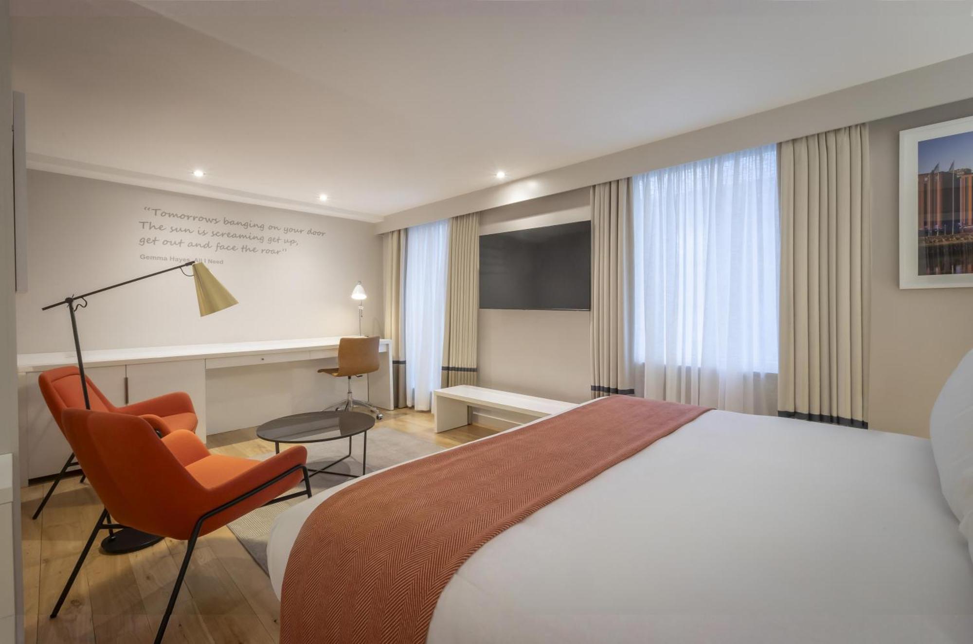Suite Júnior