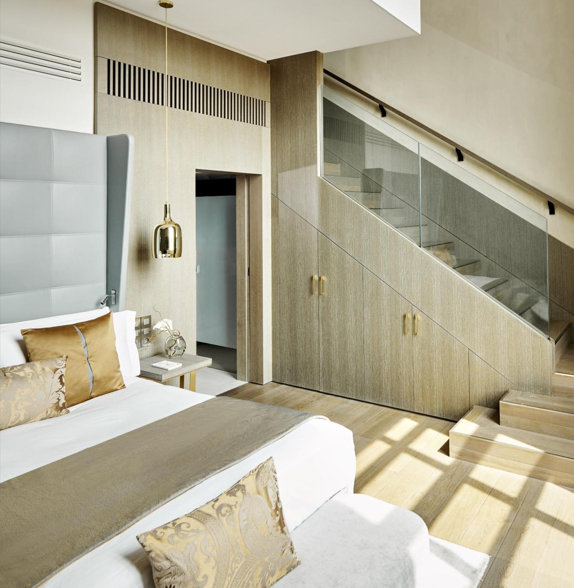 Suite Lit King-Size en Duplex - Vue sur Rivière