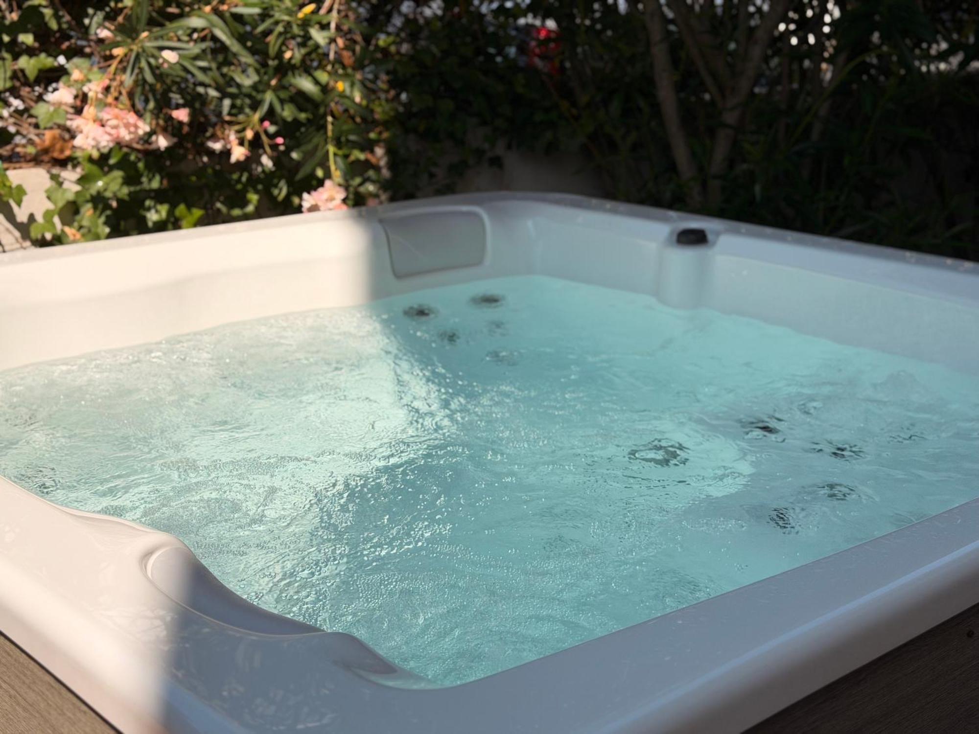 Double Room Hot Tub