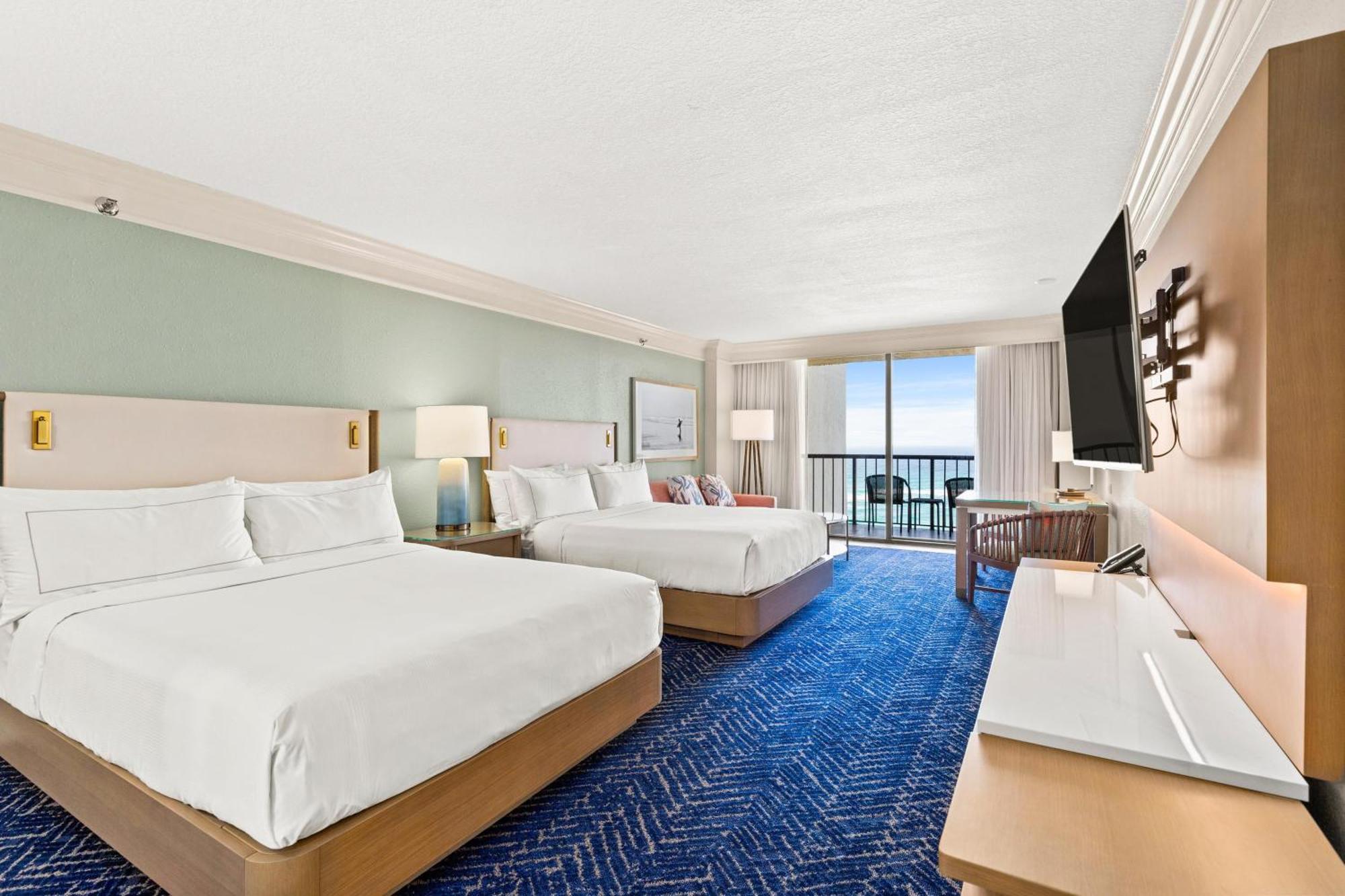 Queen Deluxe Junior Suite Beach View