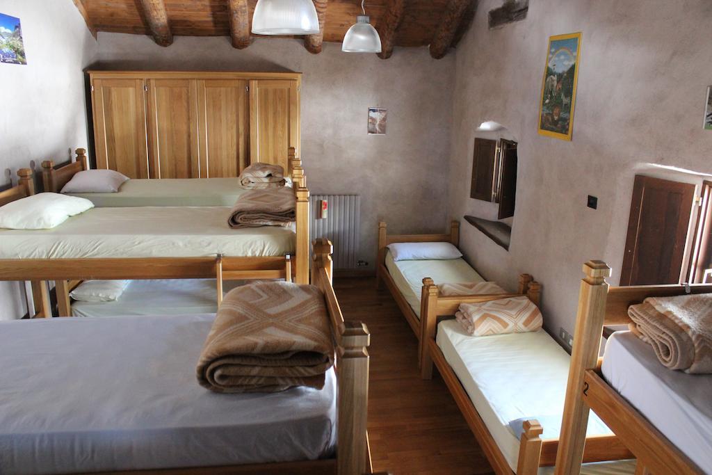 Standard King Room,236211753:JPEG