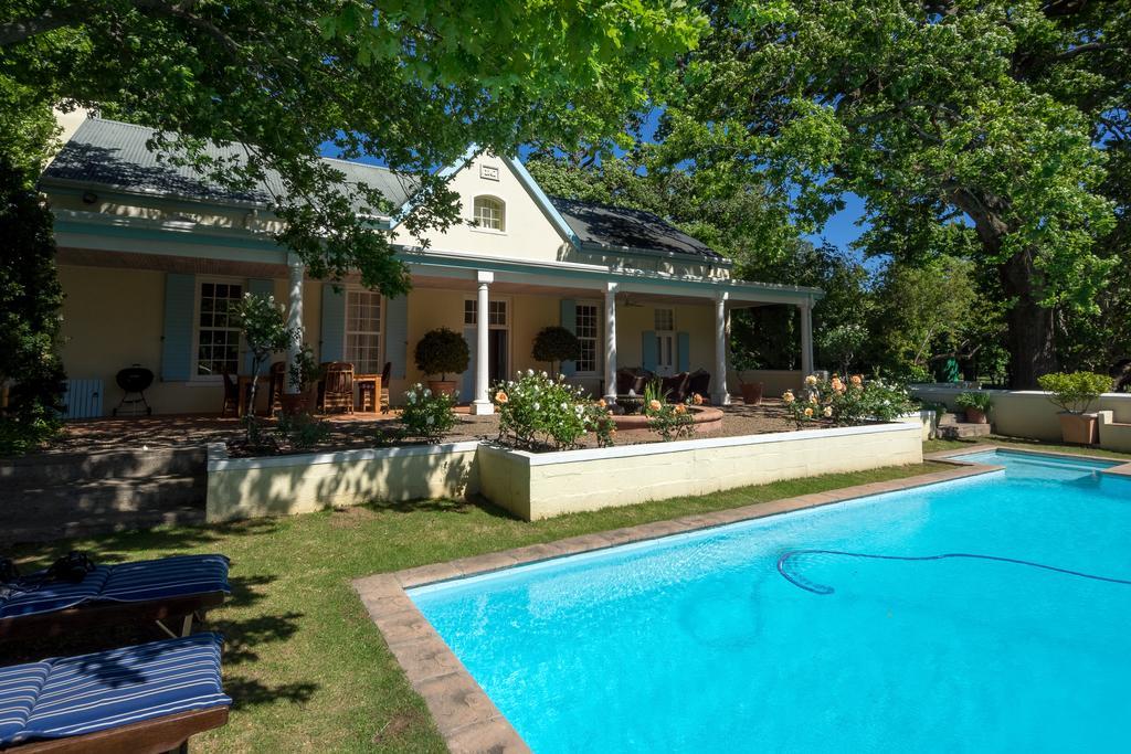 Self Catering Villa,239908441:JPEG