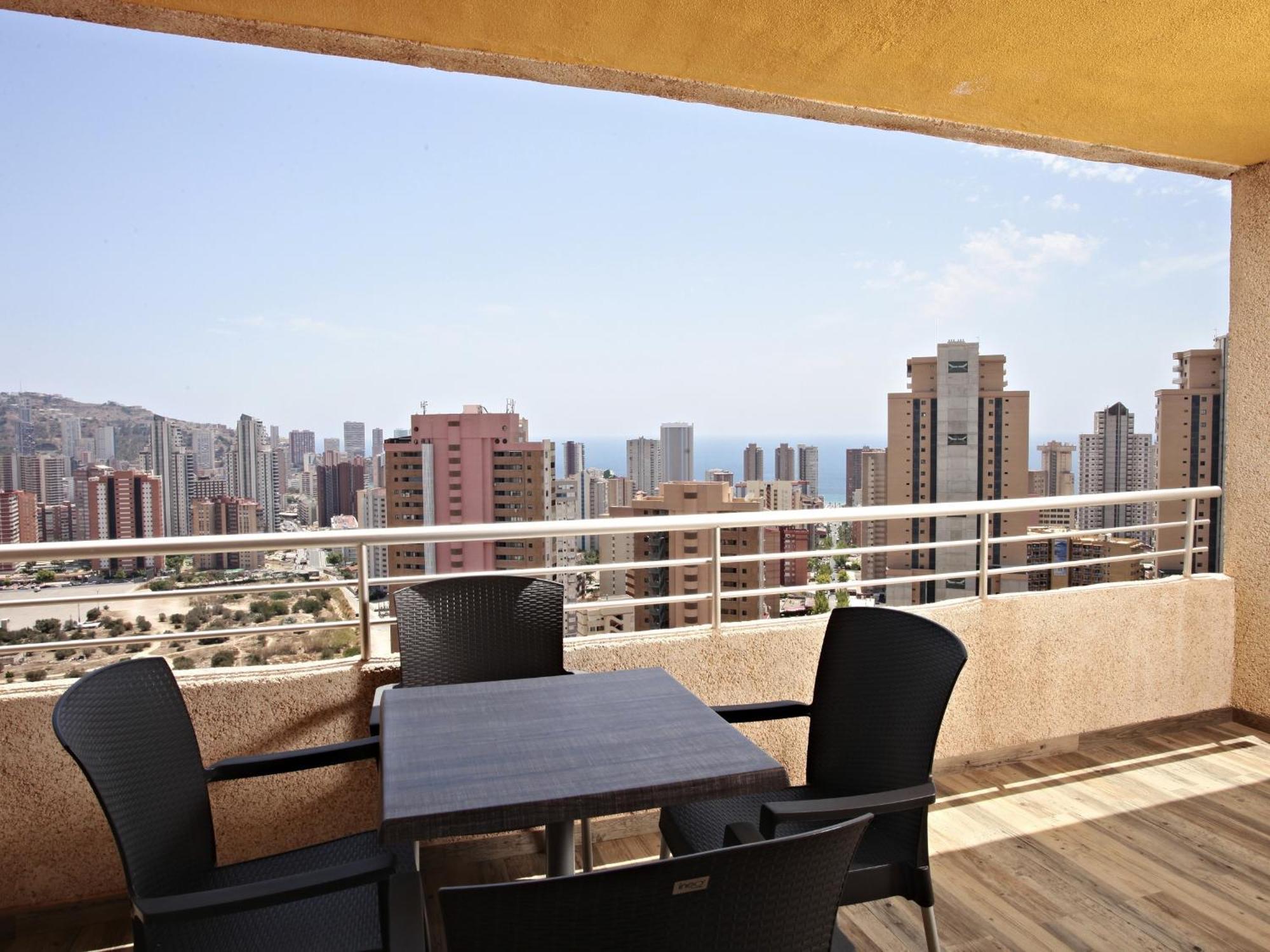 Suite Junior con vistas a la piscina