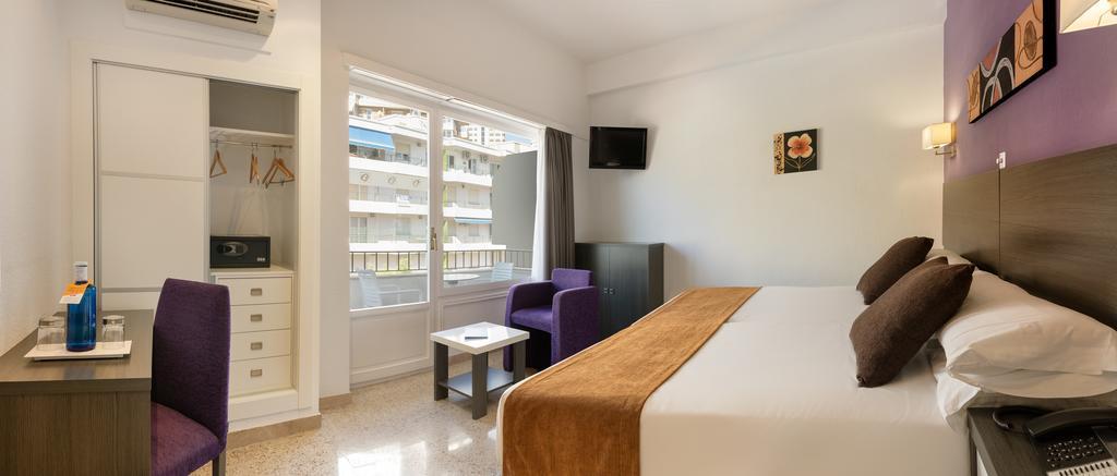 Double or Twin Room Balcony