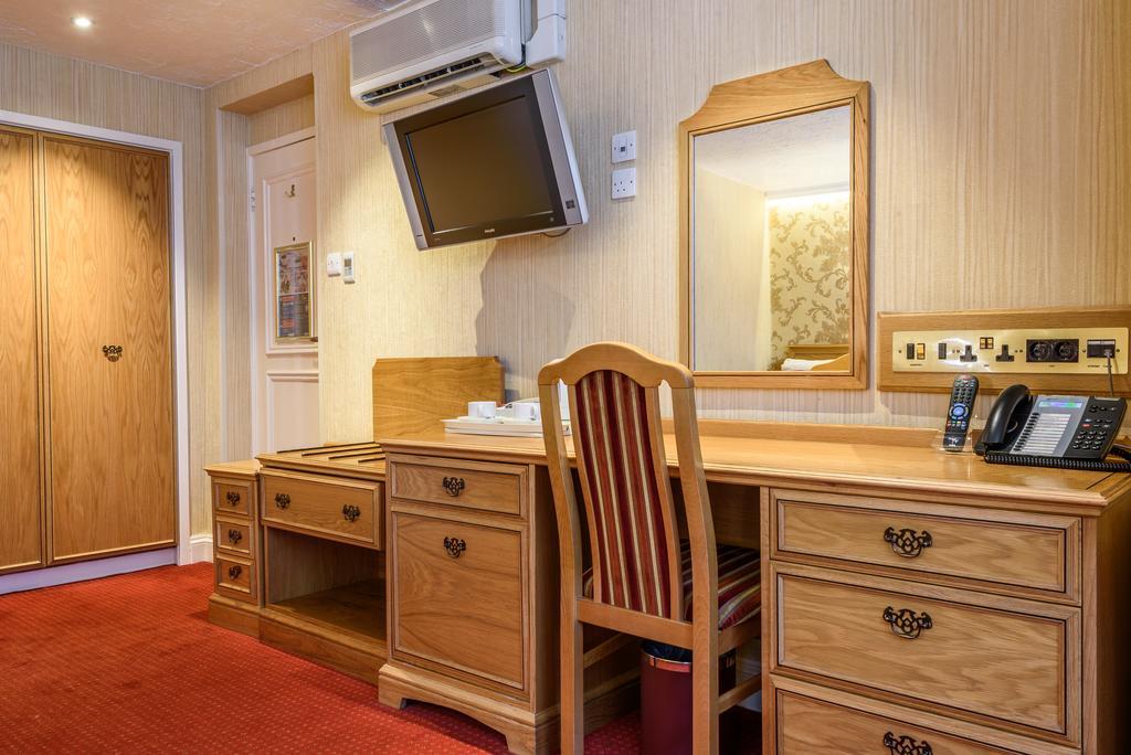 Classic Triple Room