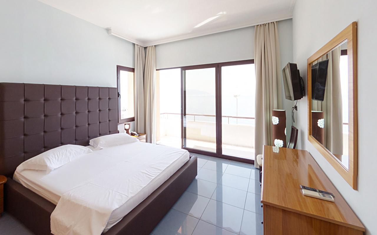 Standard Triple Room with Sea View