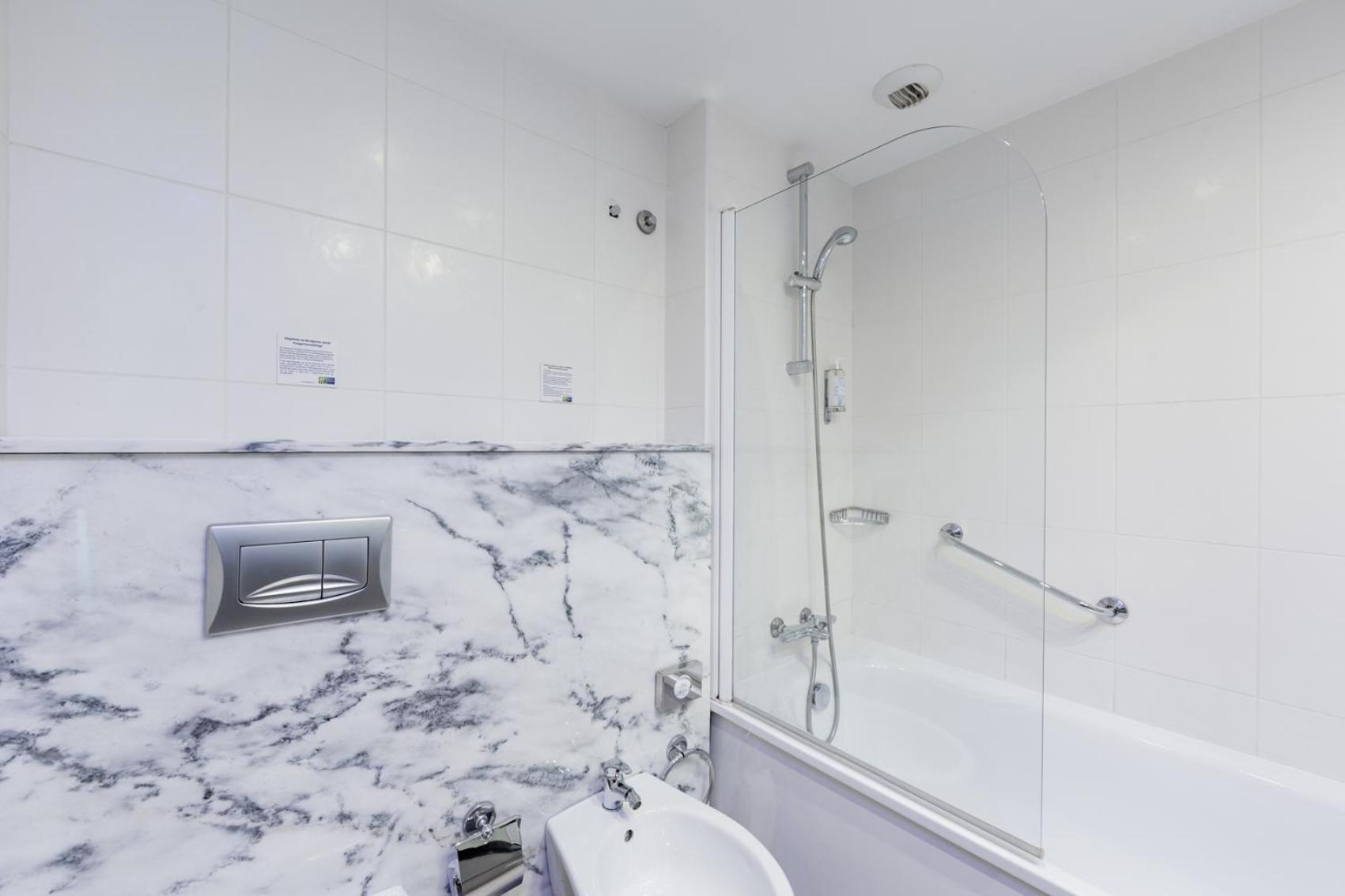 Chambre Standard avec Petit-Déjeuner Gratuit