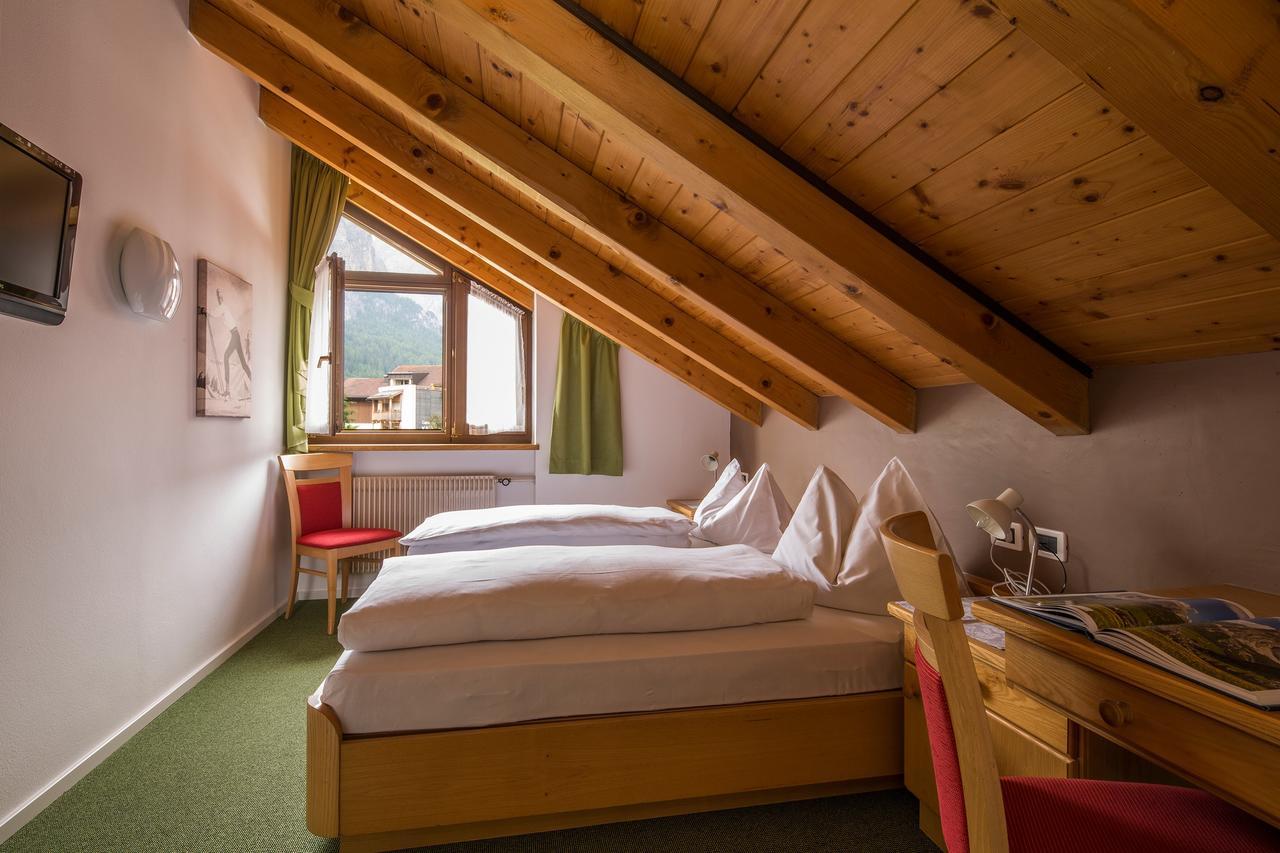 Double Room - Attic,649298448:JPEG