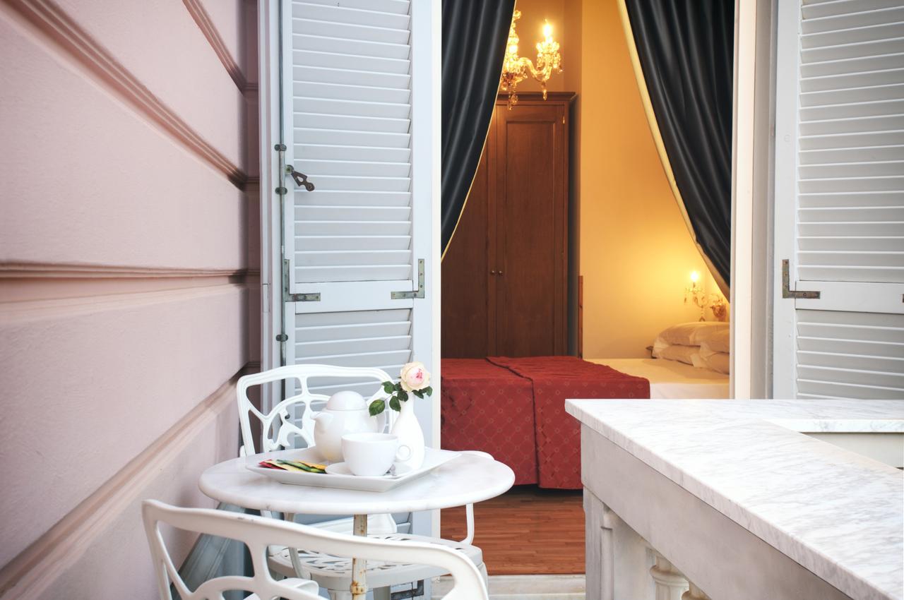 Classic Double Room Balcony,1218488158:JPEG