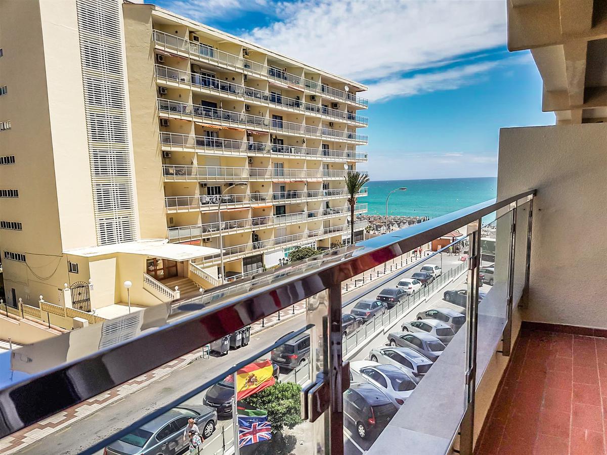 Double or Twin Room (2 Adults + 1 Child up to 11 years old)