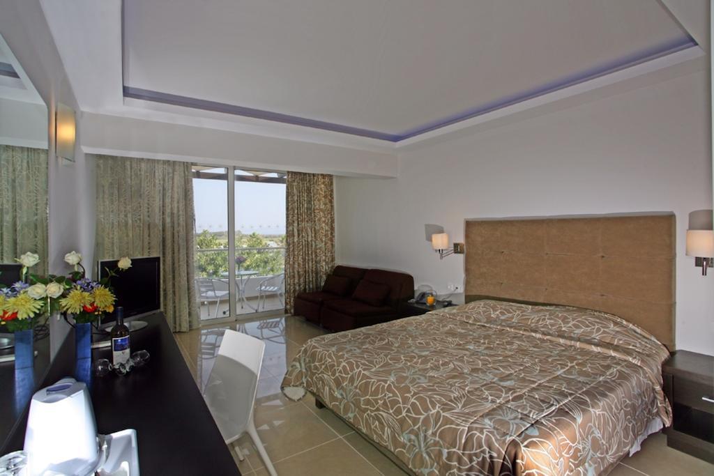 Superior Double or Twin Room,67181603:JPEG