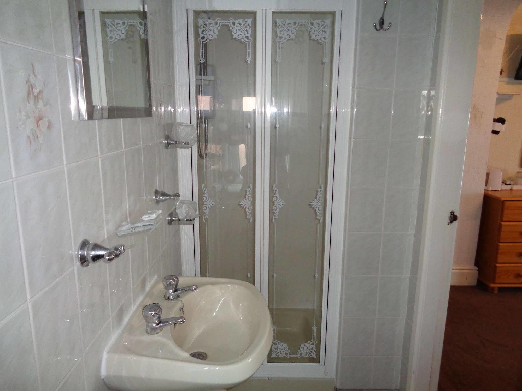 Standard Single Room with Private Bathroom