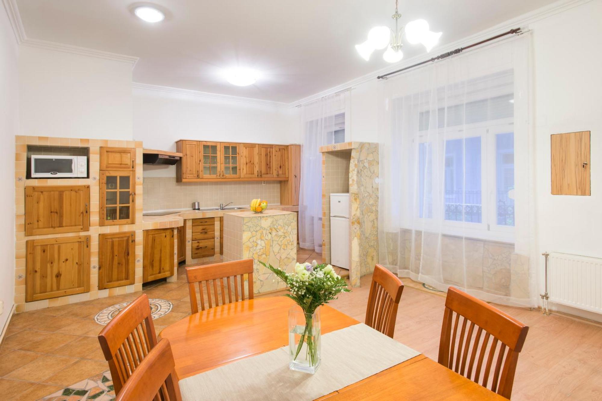 Groot Appartement met 2 Slaapkamers